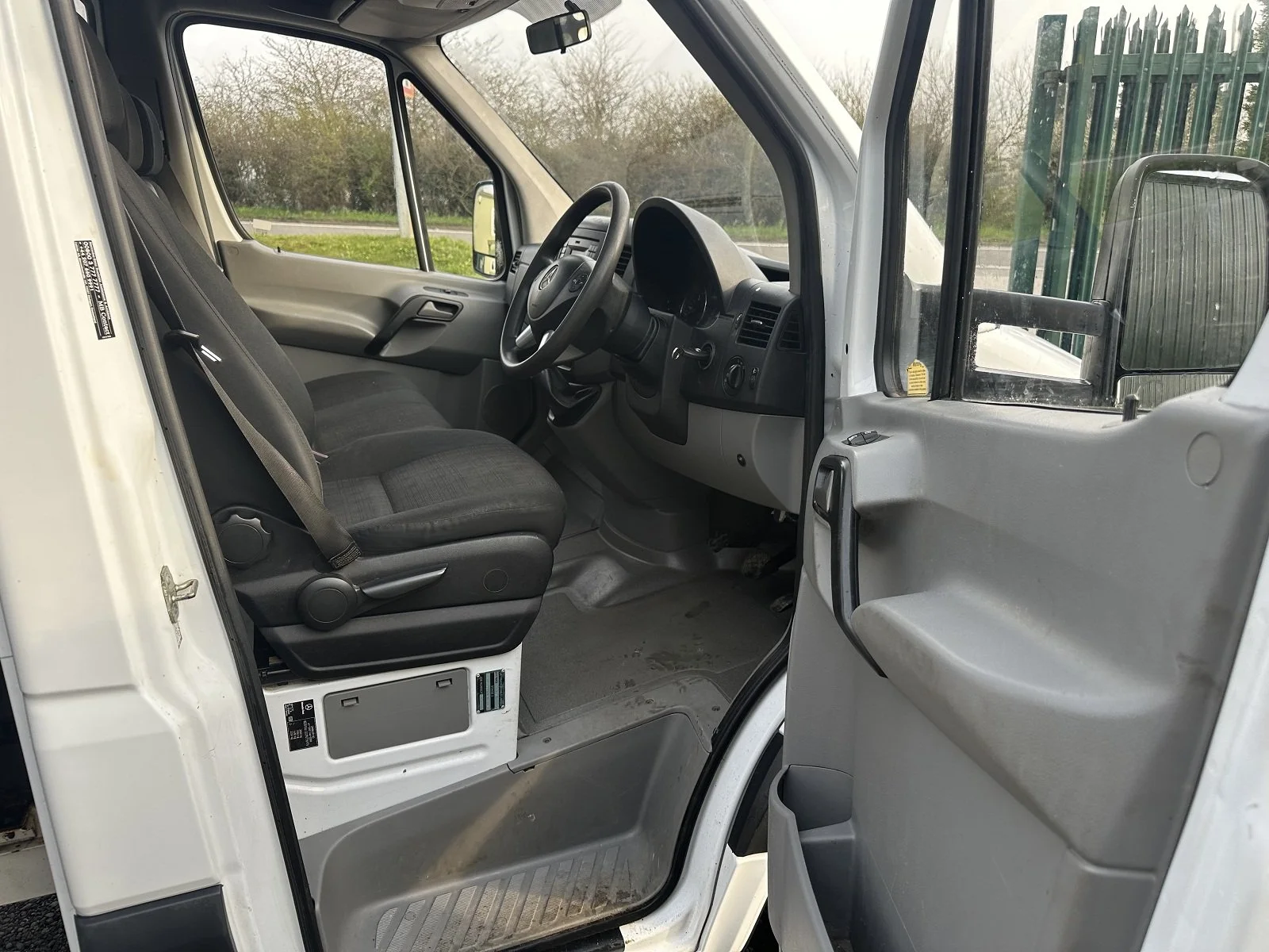 PLEASE SCROLL LEFT - RIGHT ON IMAGES