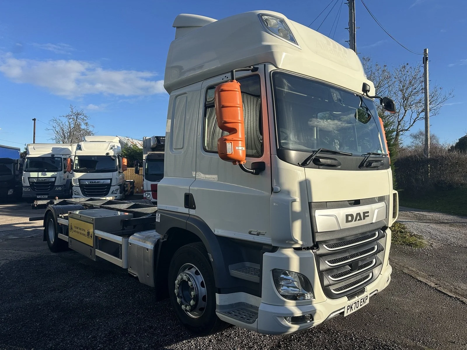 PLEASE SCROLL LEFT - RIGHT ON IMAGES