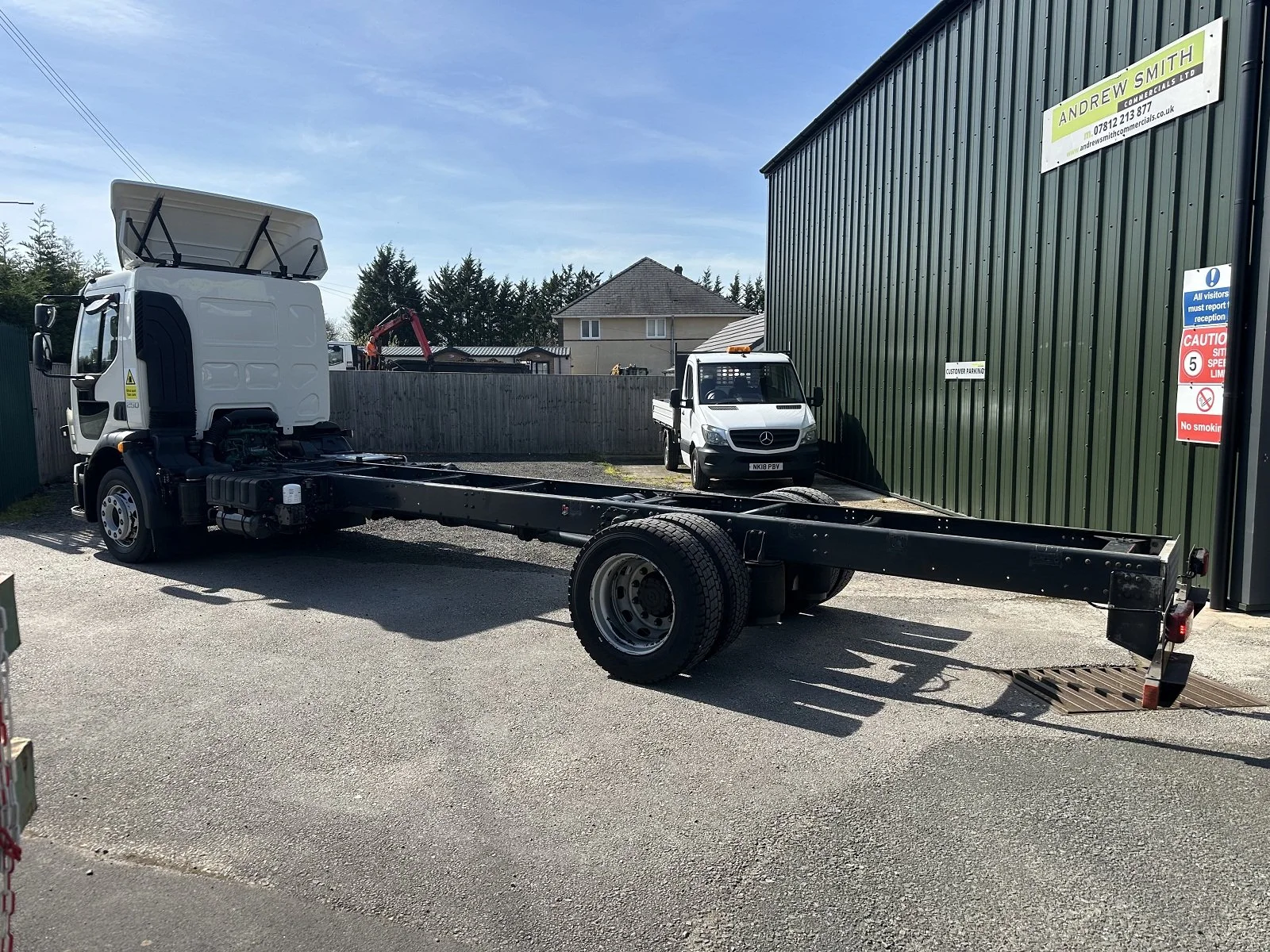 PLEASE SCROLL LEFT - RIGHT ON IMAGES