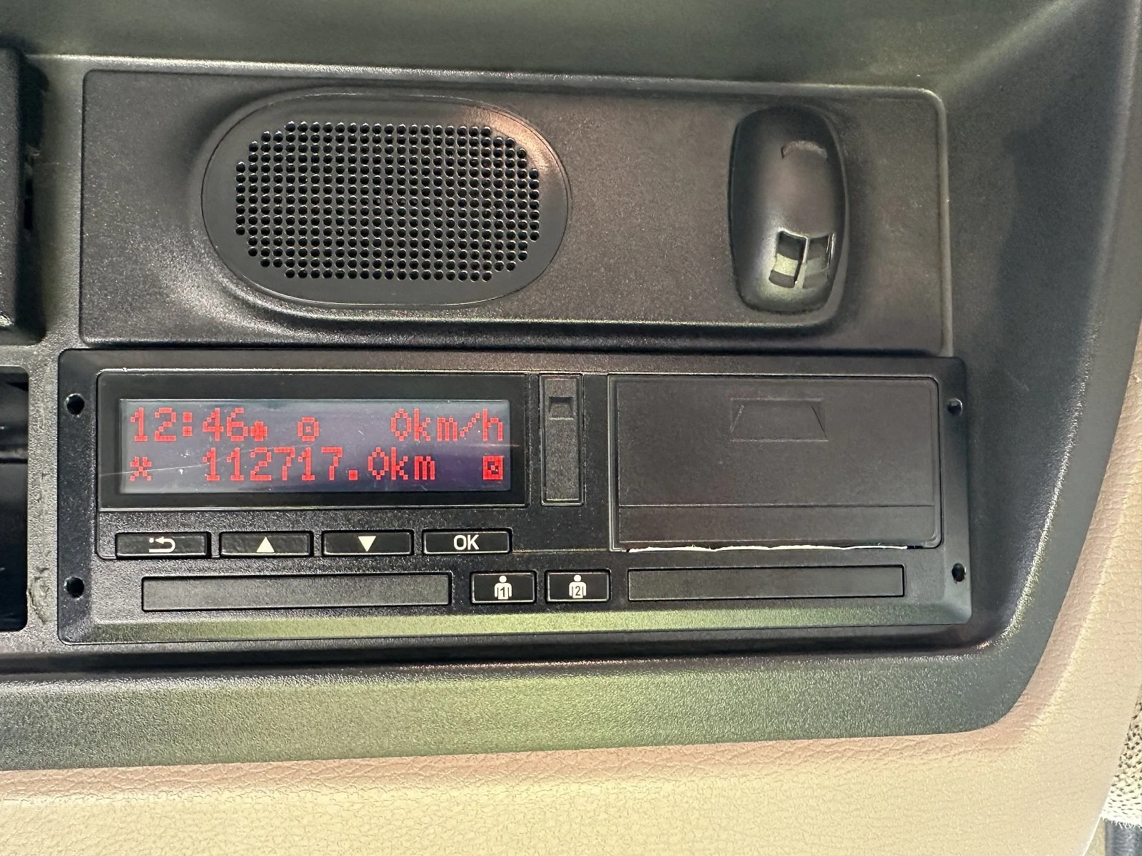 PLEASE SCROLL LEFT - RIGHT ON IMAGES