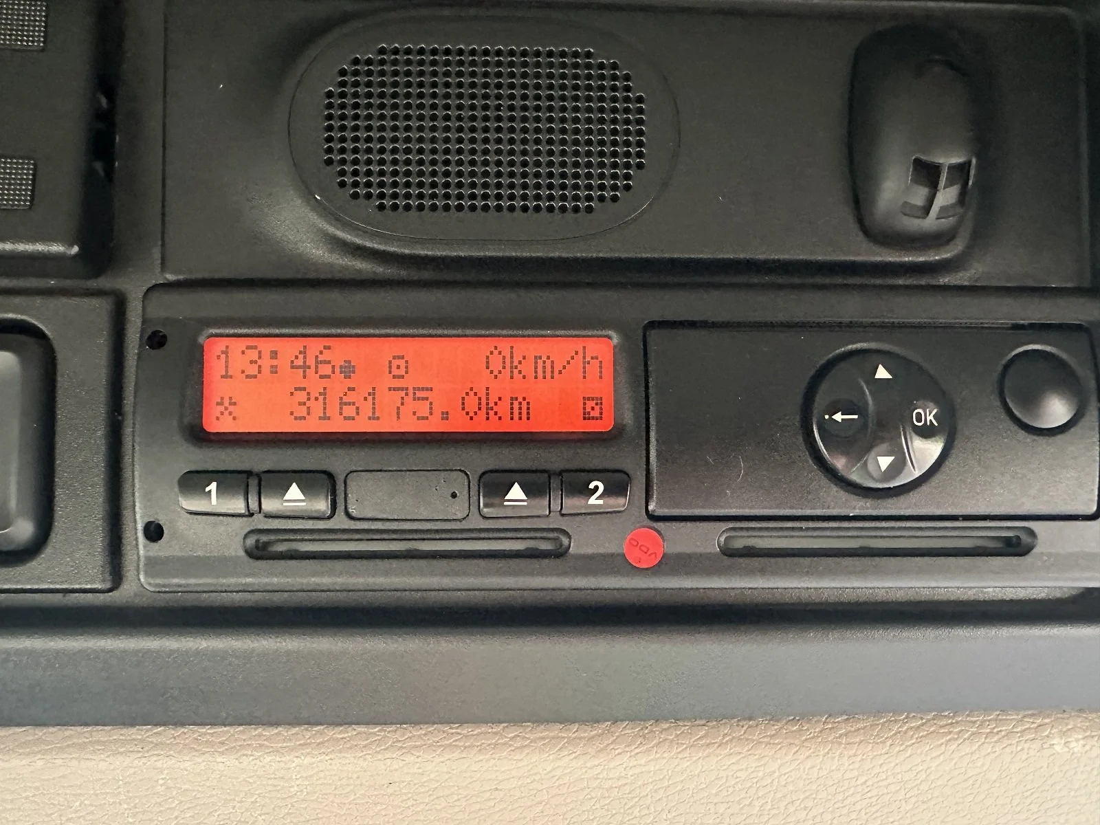 PLEASE SCROLL LEFT - RIGHT ON IMAGE