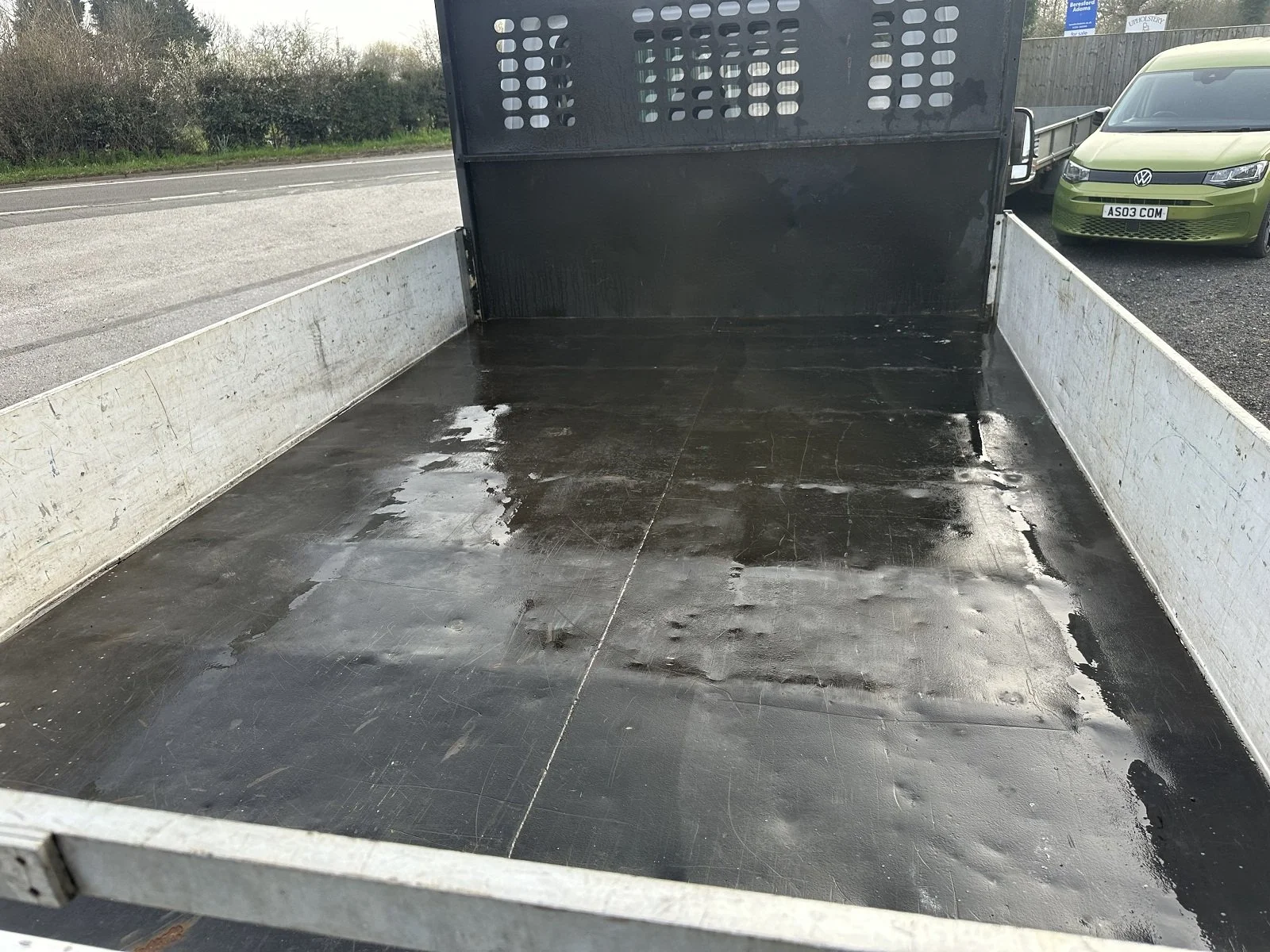 PLEASE SCROLL LEFT - RIGHT ON IMAGES