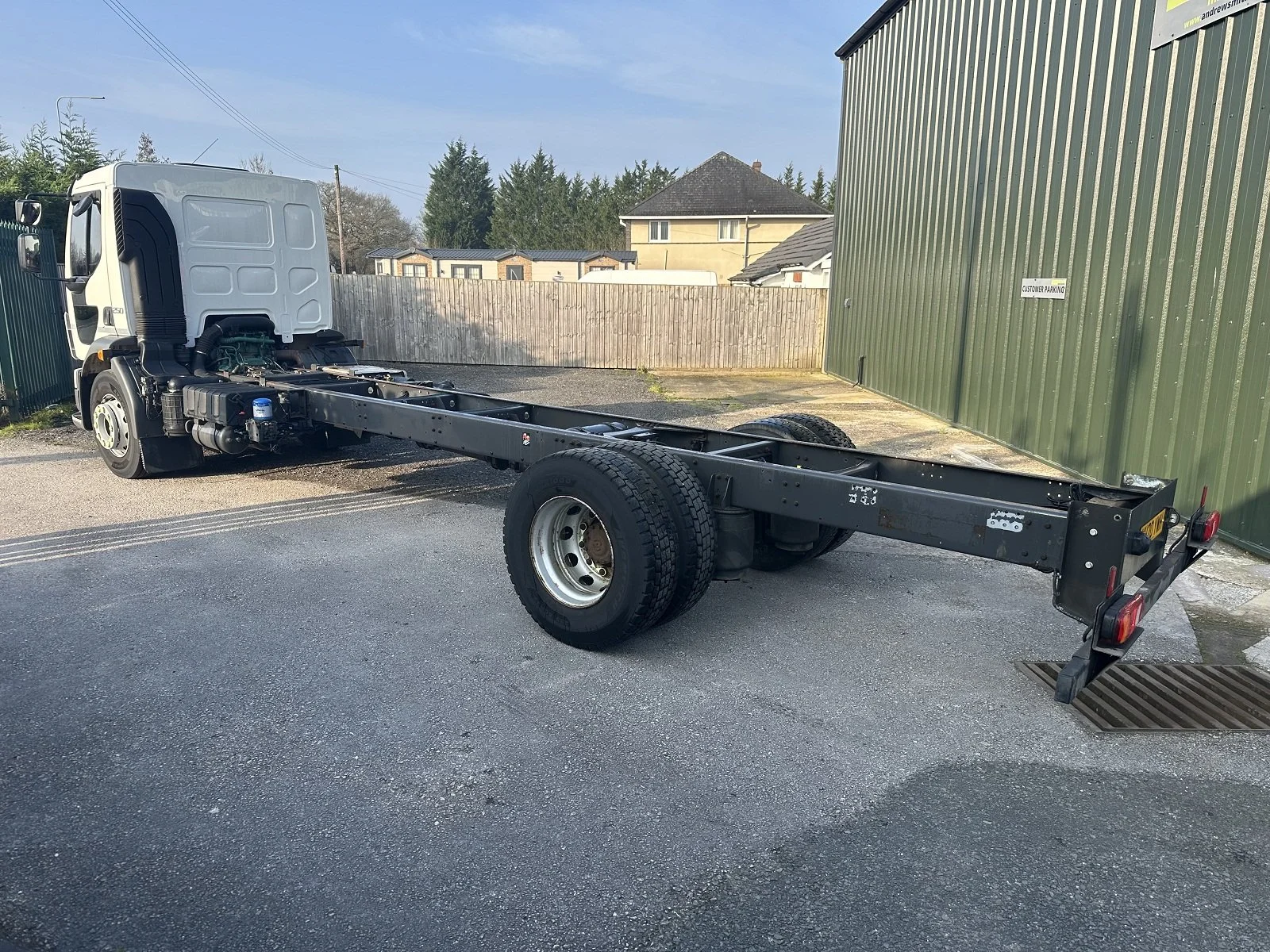 PLEASE SCROLL LEFT - RIGHT ON IMAGES