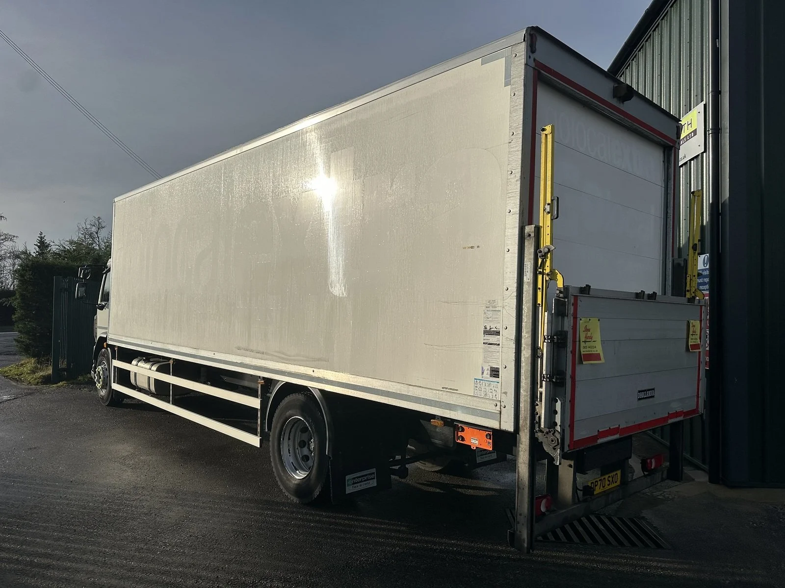 PLEASE SCROLL LEFT - RIGHT ON IMAGES