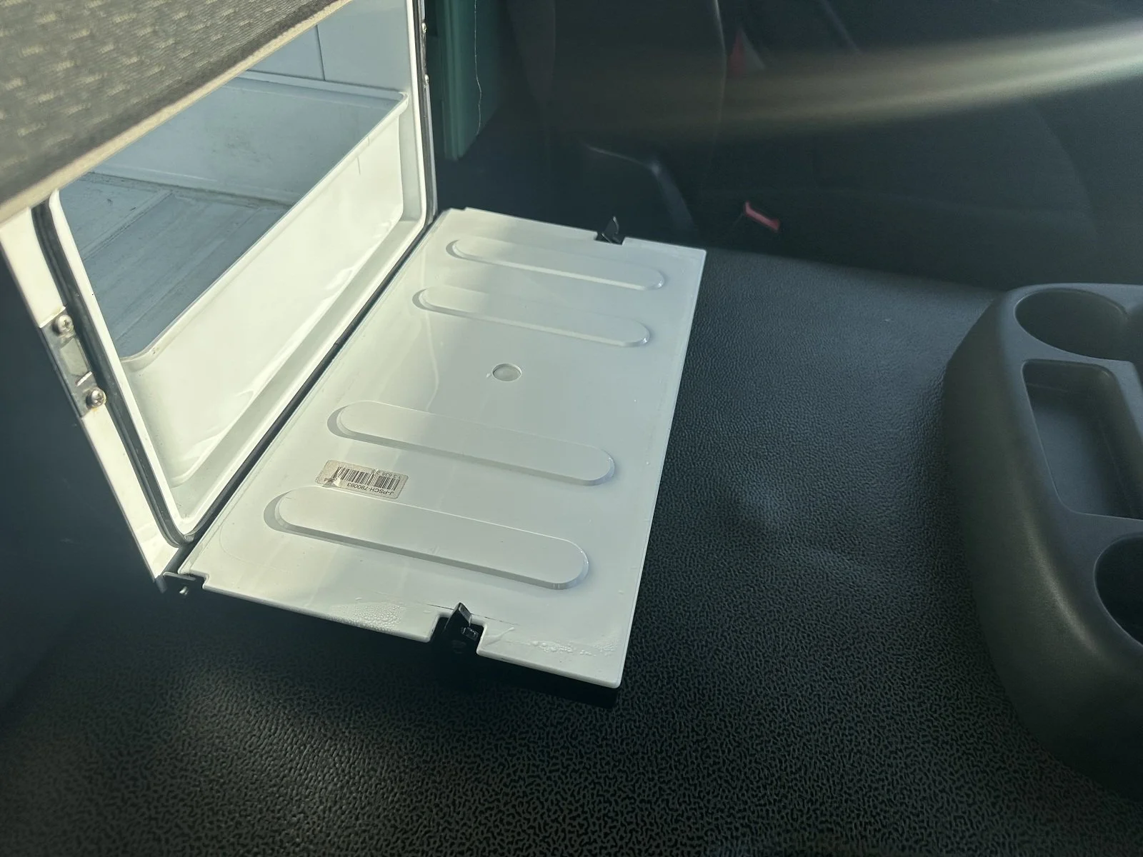 PLEASE SCROLL LEFT - RIGHT ON IMAGES