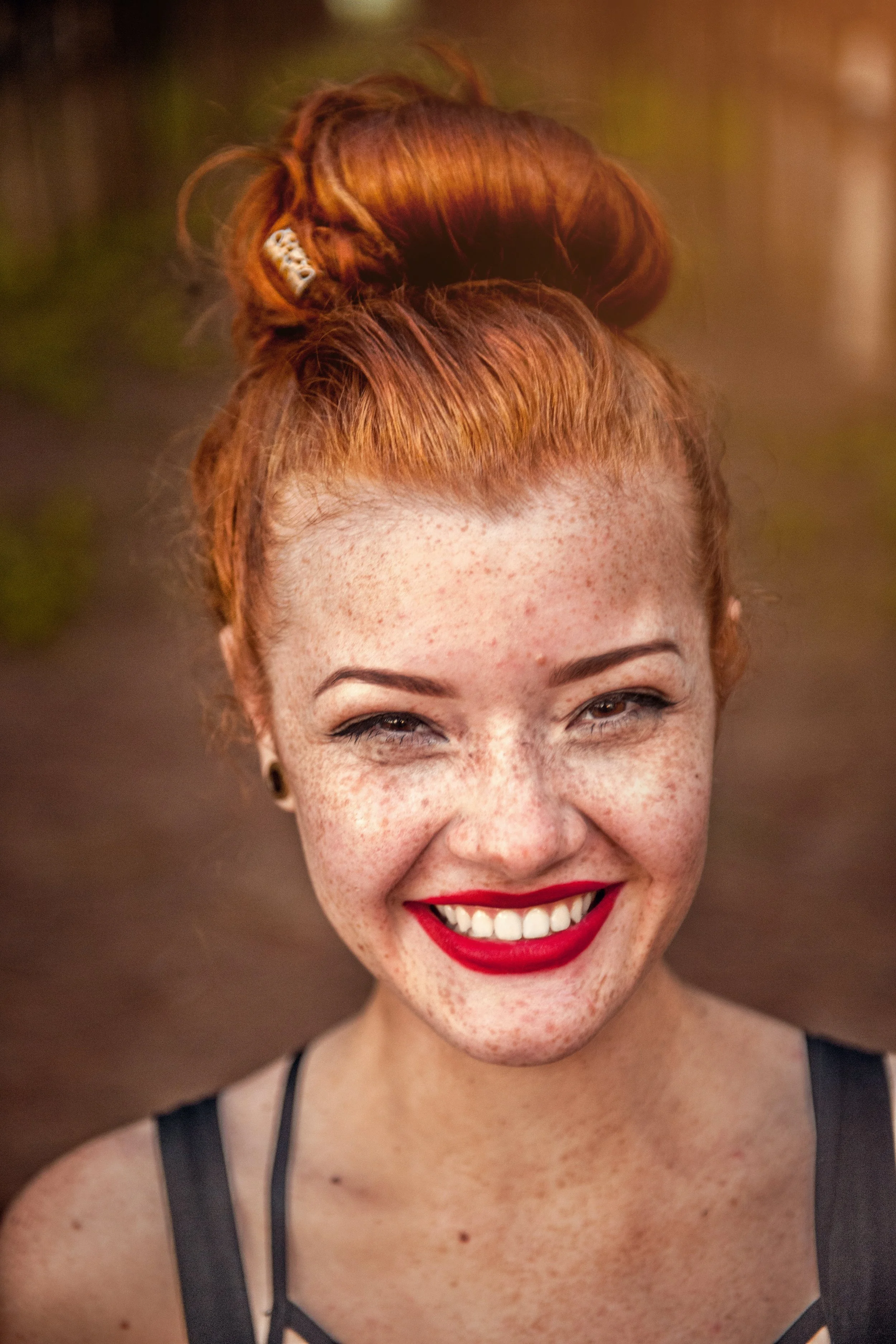 jeune femme rousse mannequin modèle 