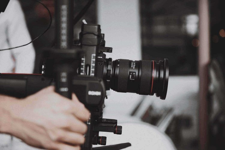 CASTING ADOLESCENT DE 15 À 18 ANS POUR UN LONG-MÉTRAGE