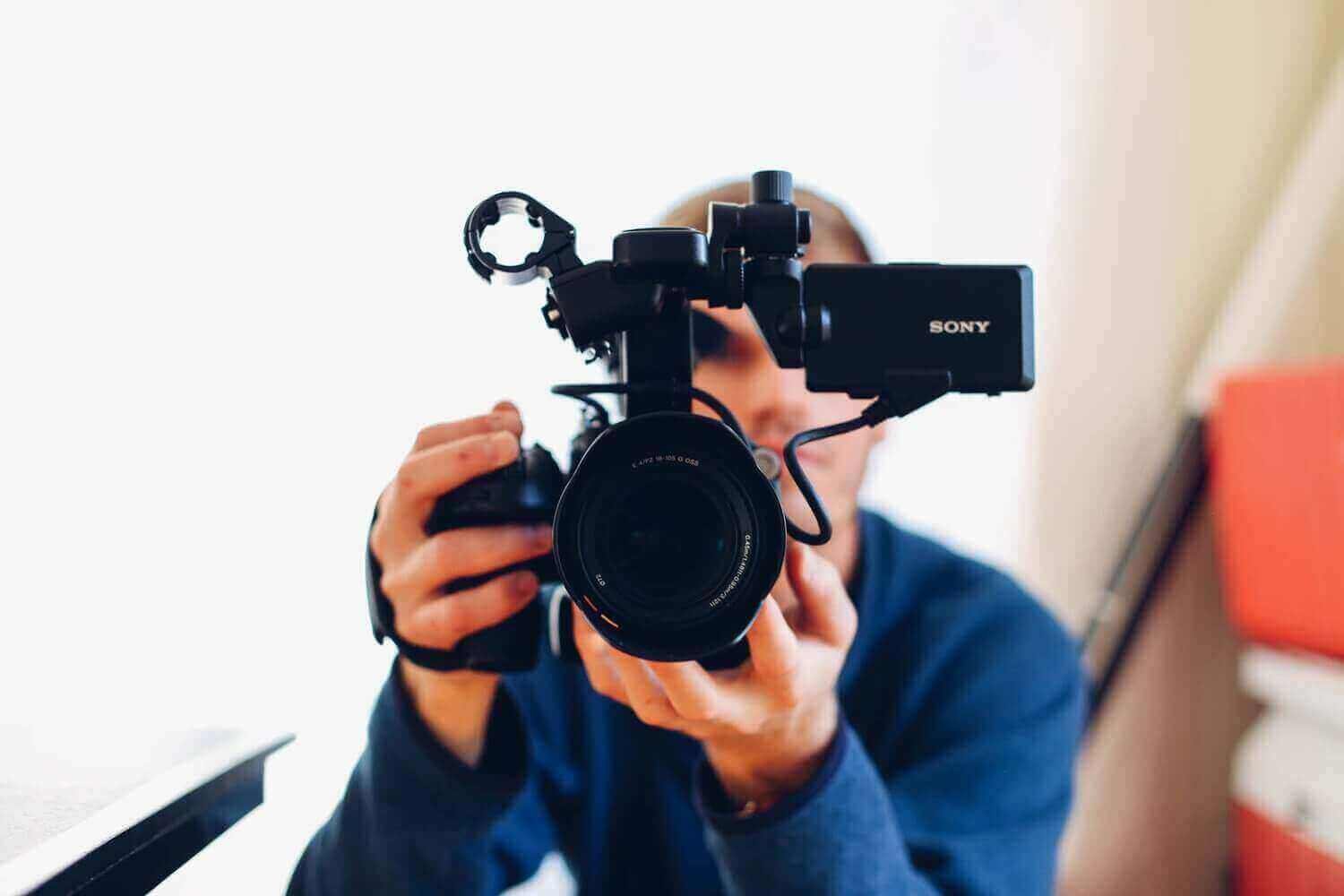 CASTING 5 HOMMES ENTRE 45 ET 80 ANS POUR INCARNER DES SDF DANS UNE SÉRIE