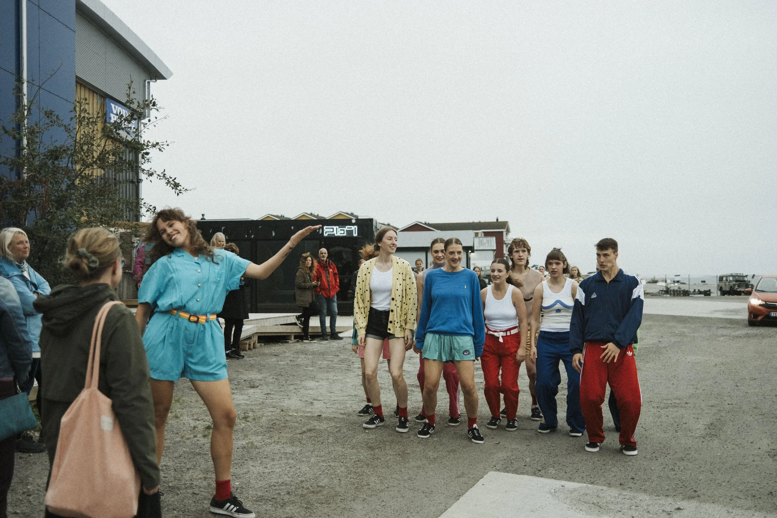 6_Low Air Forestilling.JPG