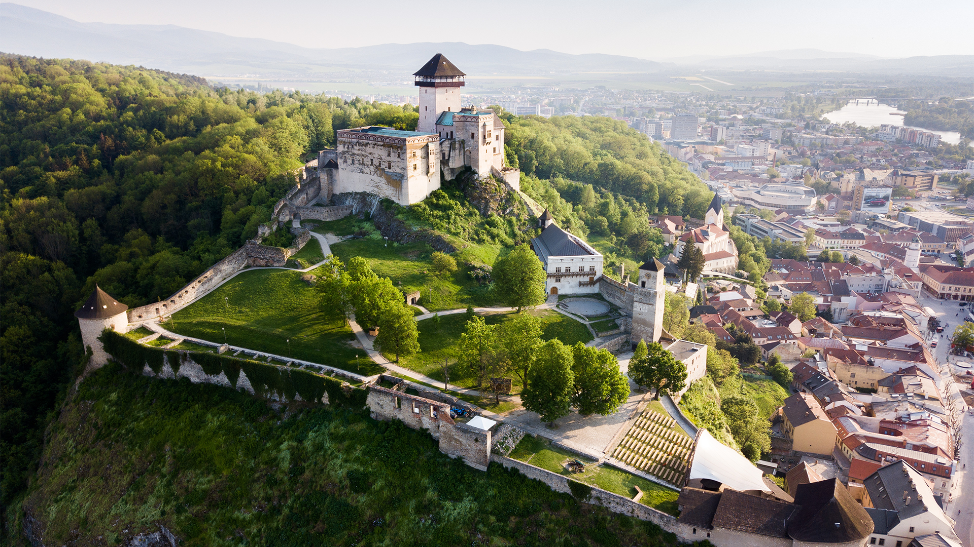 trencin 1.png