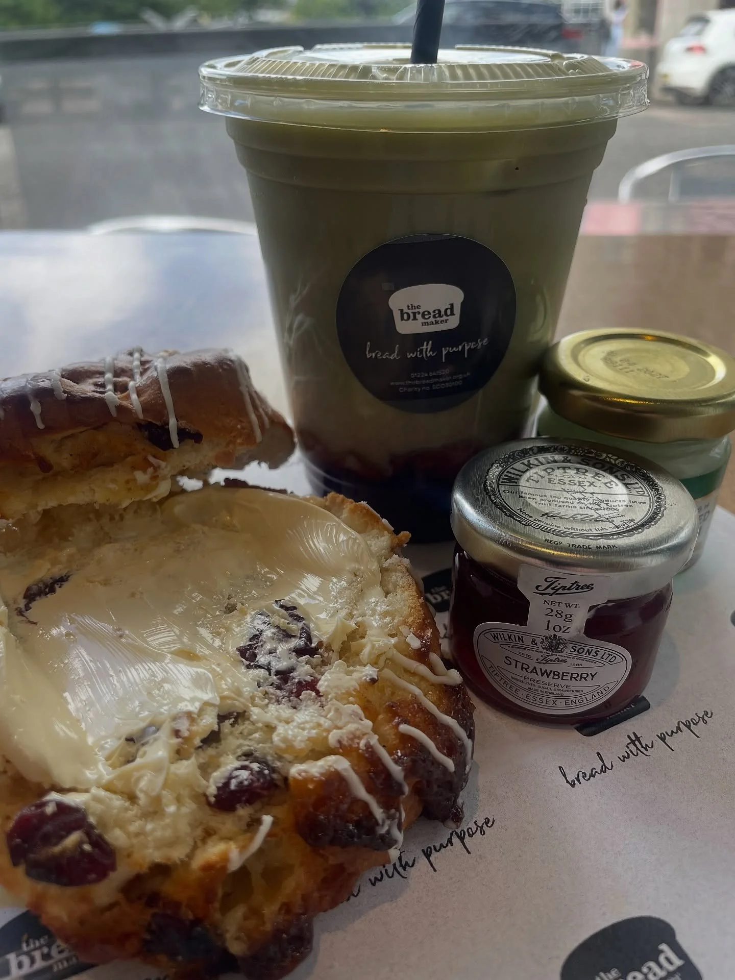 Raspberry matcha latte ,Cranberry and white Chocolate scone ,Clotted cream &amp; Strawberry jam.
Do I hear summer calling ?
#summer #matcha #latte #aberdeen #strawberry