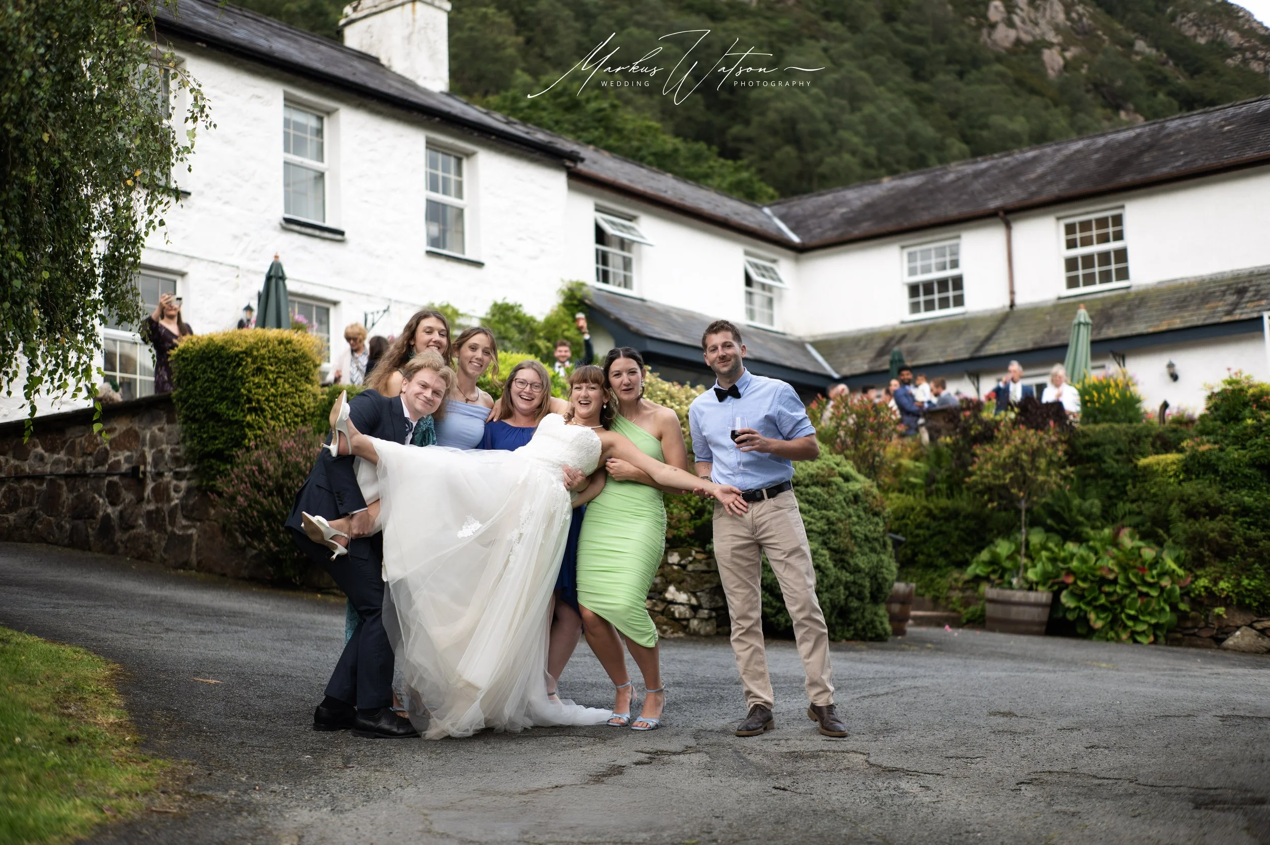 ty-afon-river-house-wedding-photographer