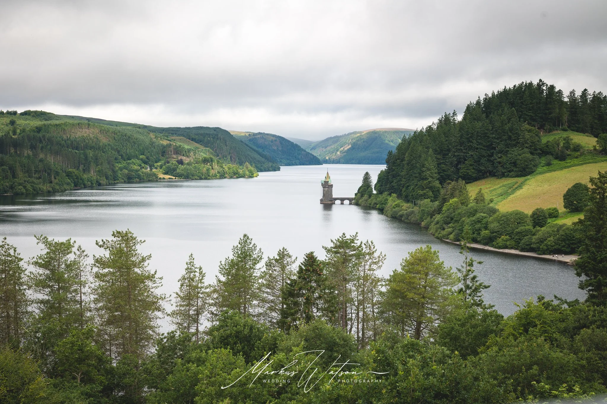lake vyrnwy hotel wedding photographer