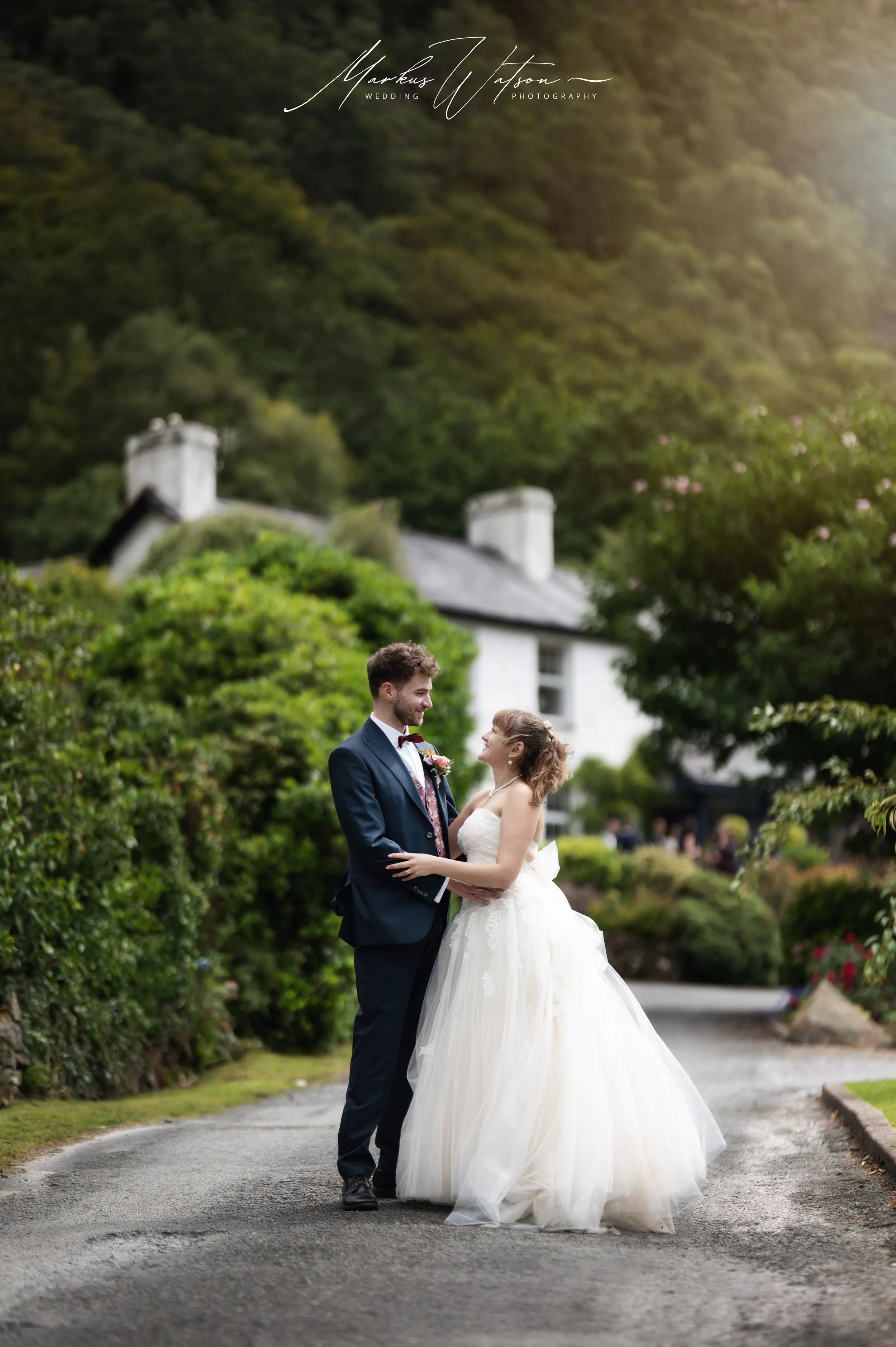 ty-afon-river-house-wedding-photographer