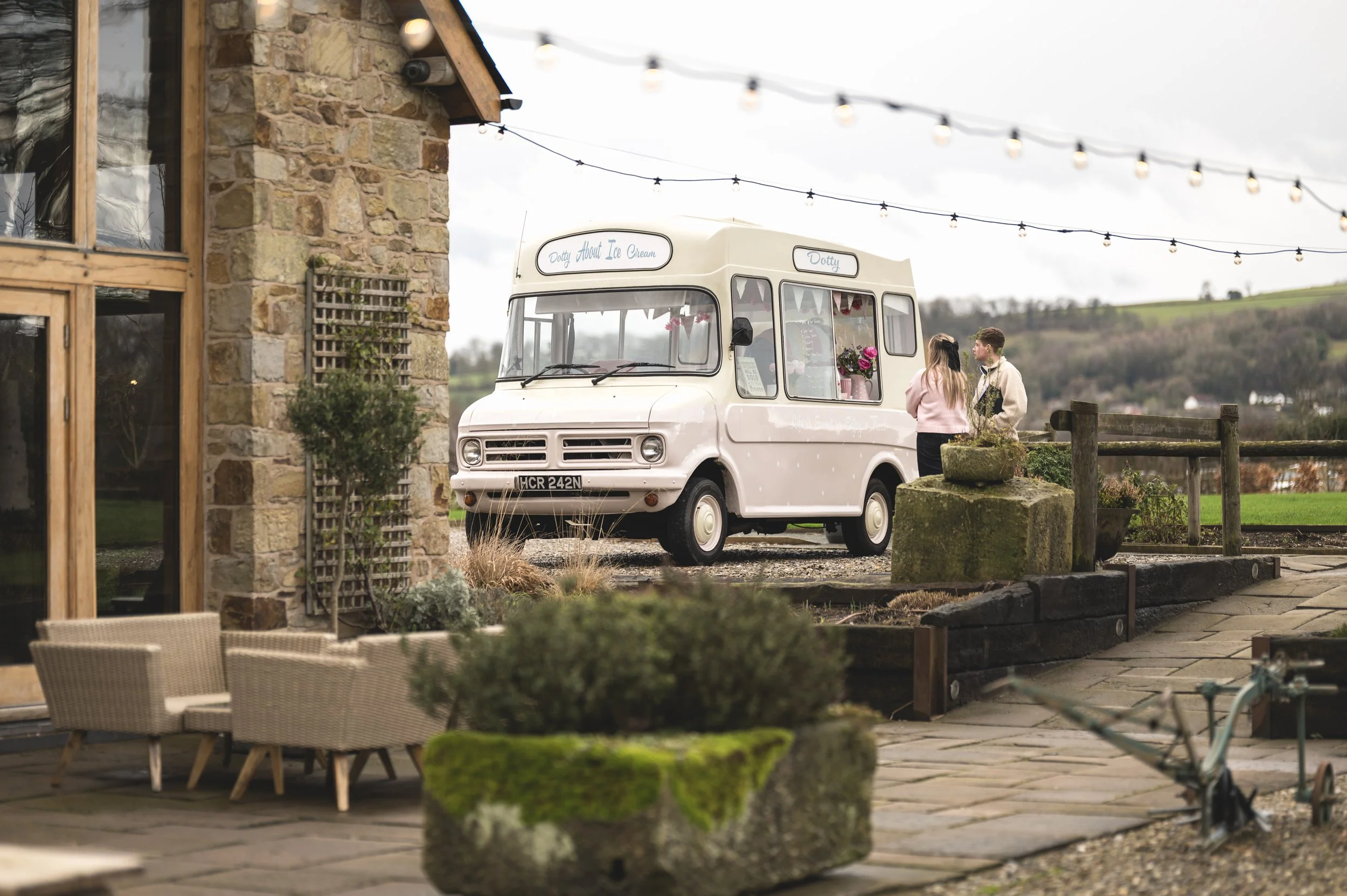 tower hill barns wedding photographer