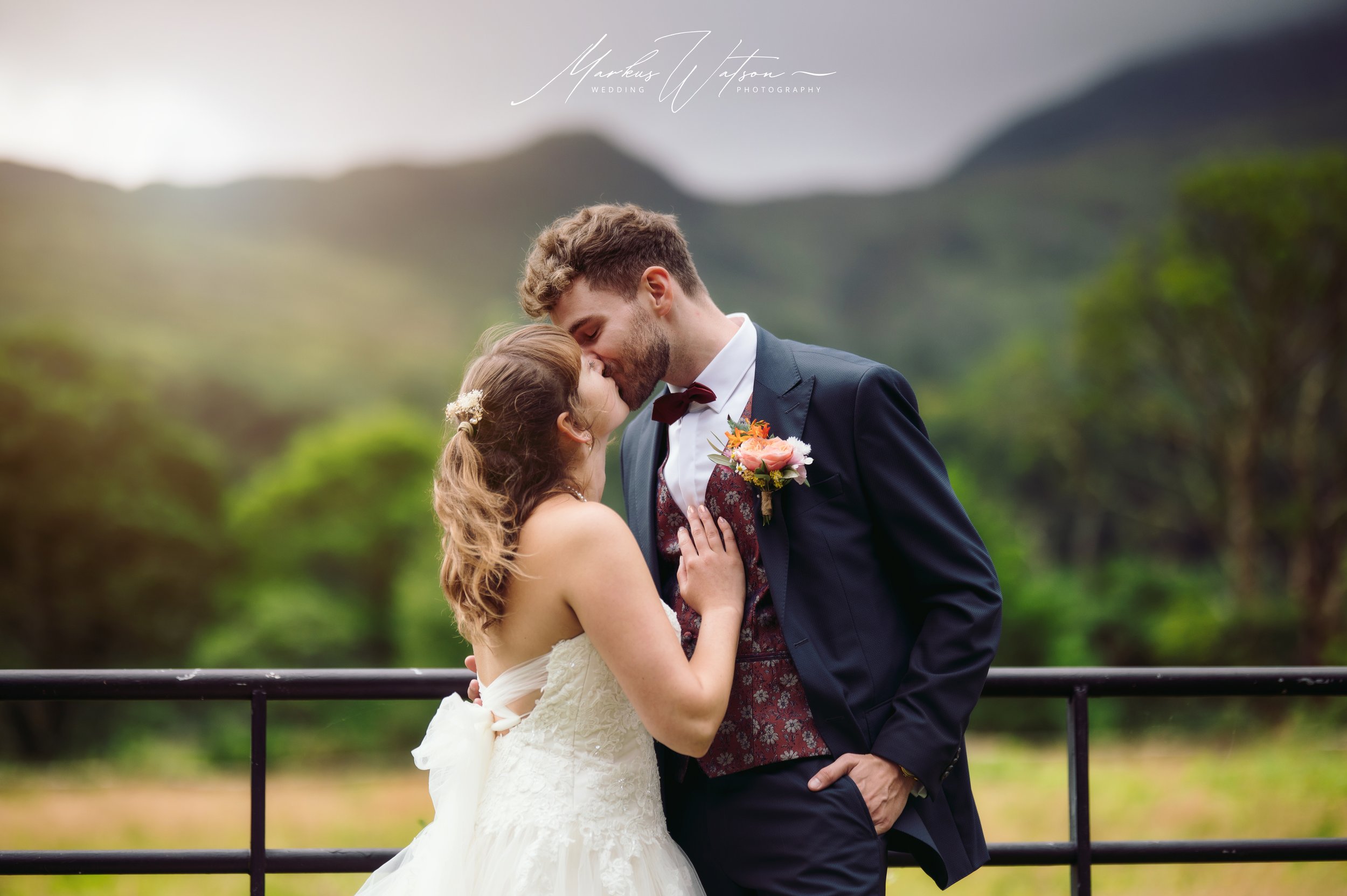 ty-afon-river-house-wedding-photographer