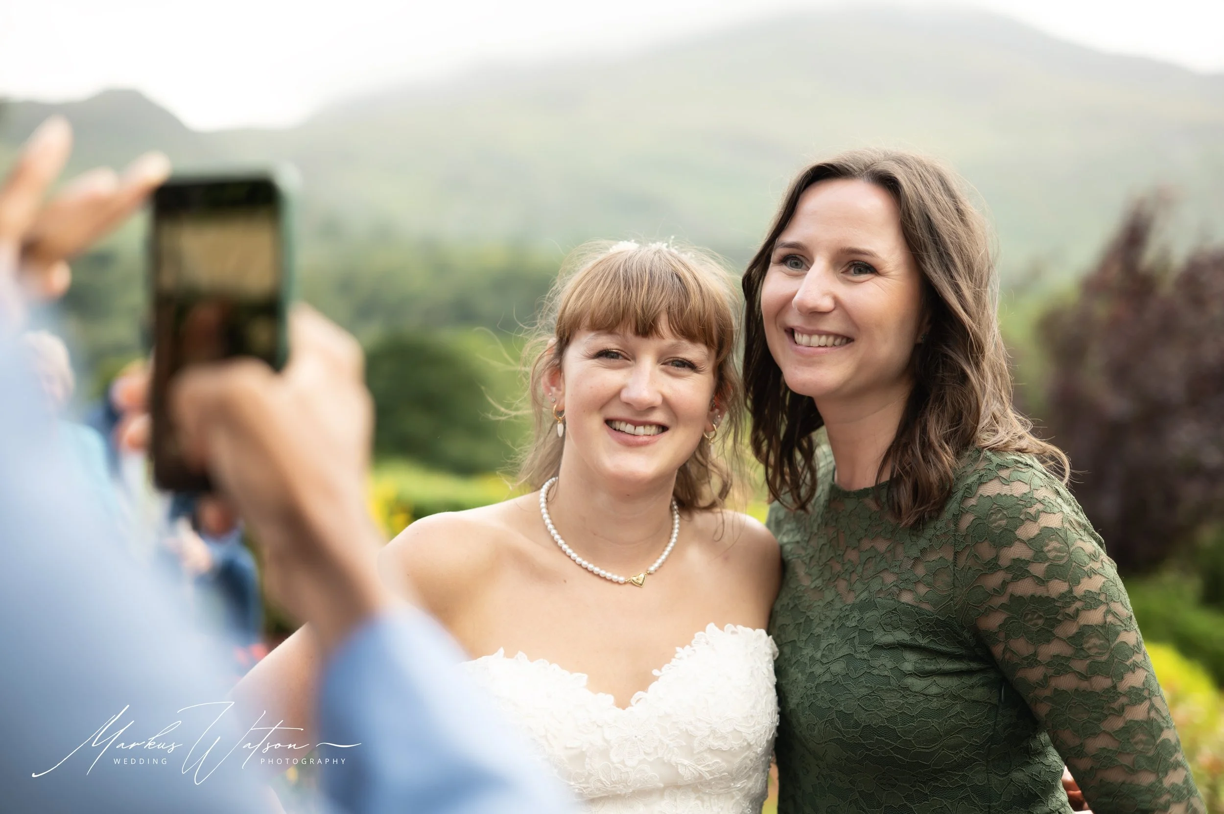 ty-afon-river-house-wedding-photographer