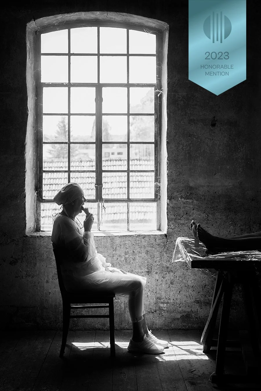2-JBC-inbetween-0988-honorable Mention-1350px.jpg