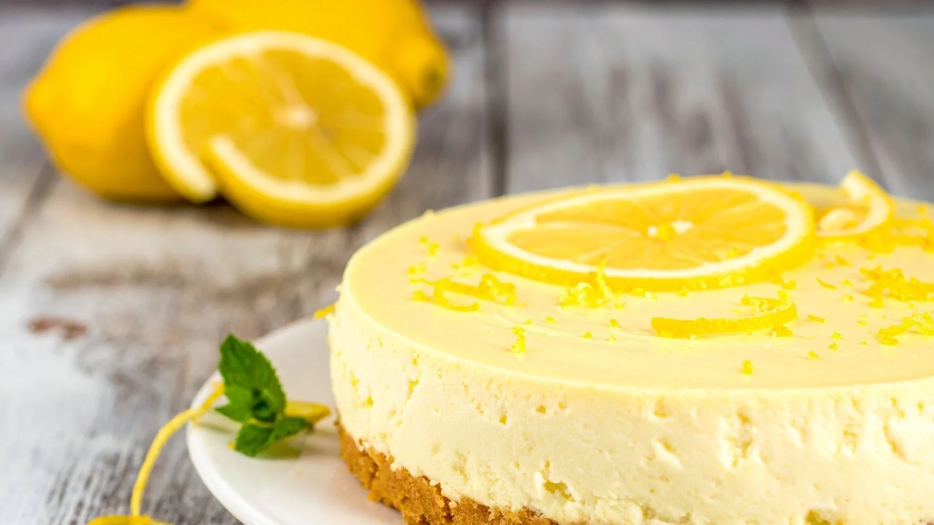 Lemon cheesecake