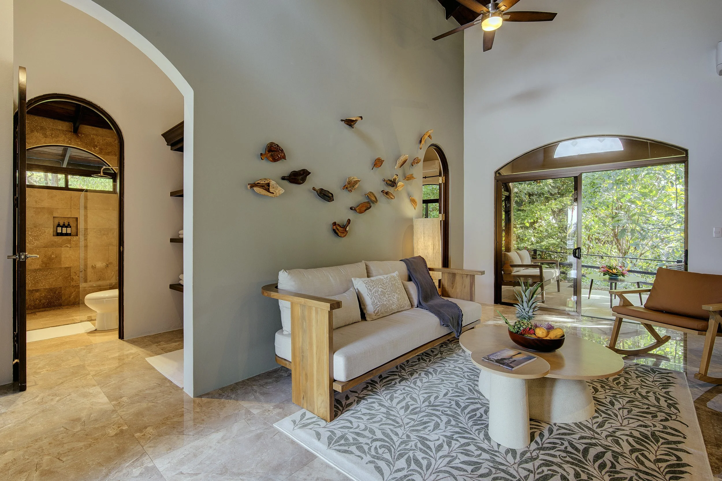 IMG_0993_4_5Interior 2.jpg