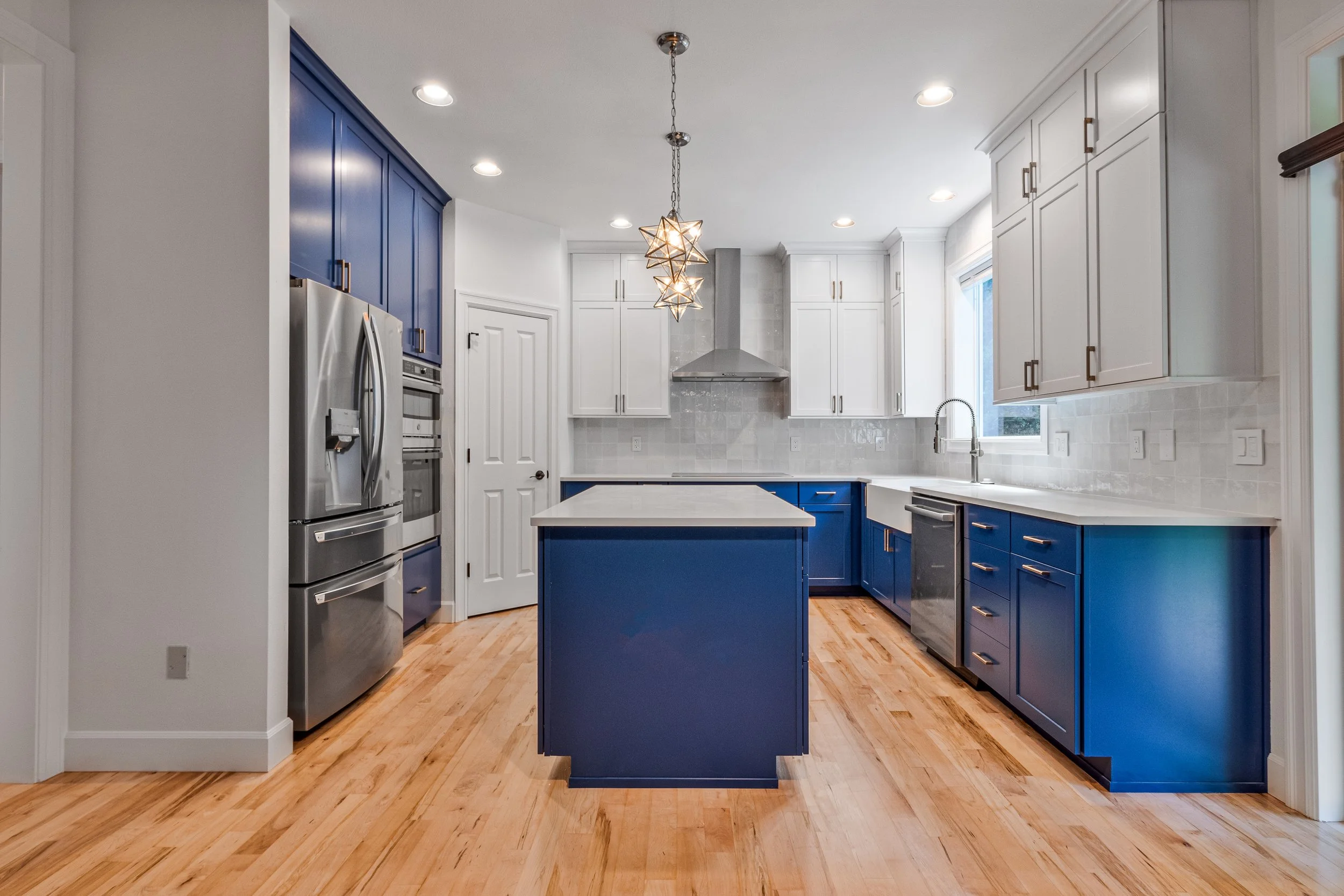 Contemporary Kitchen Remodel by Johnsen Industries project photo 3