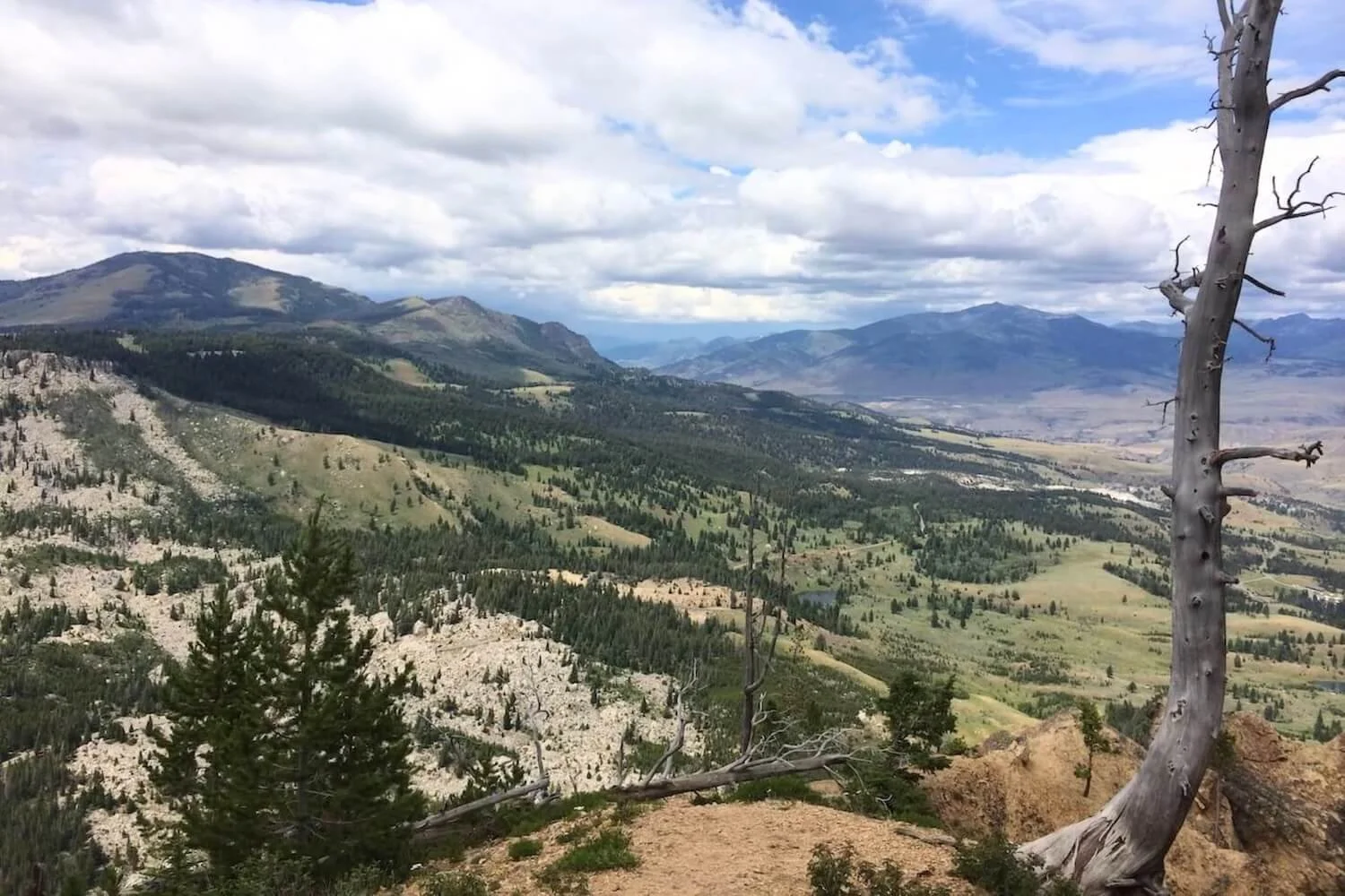 Best Hikes Near Yellowstone’s North Entrance