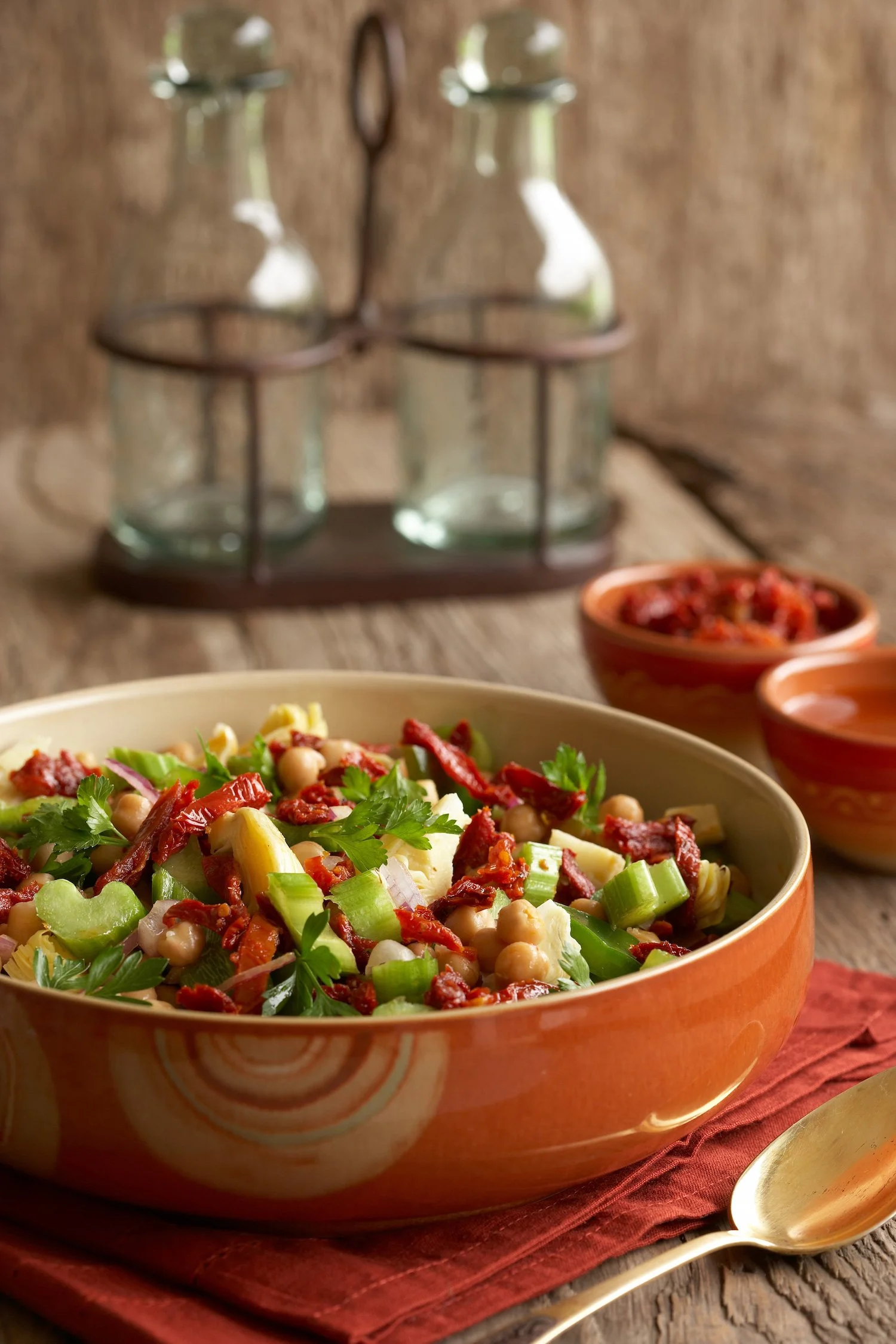 rustic italian chickpea salad food photography.jpg