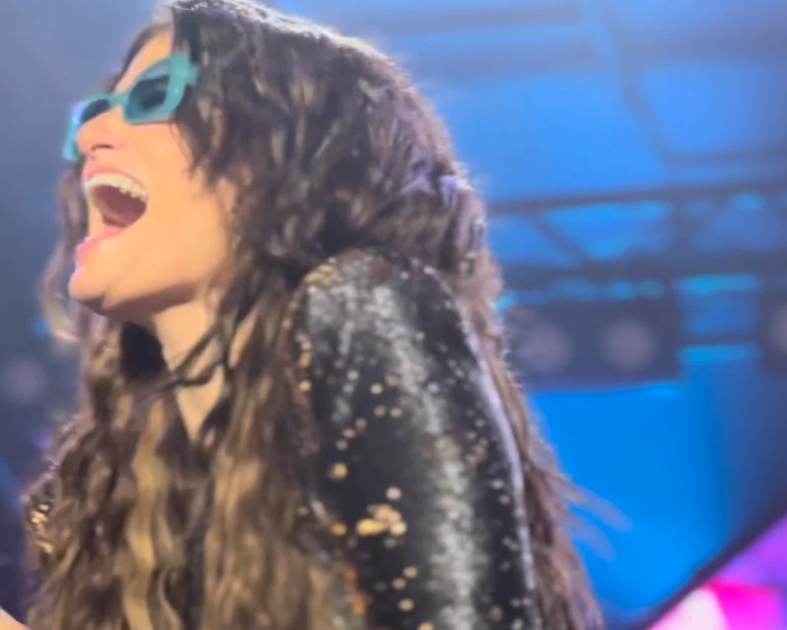 REVIEW: Idina Menzel is My Favorite Drama Queen