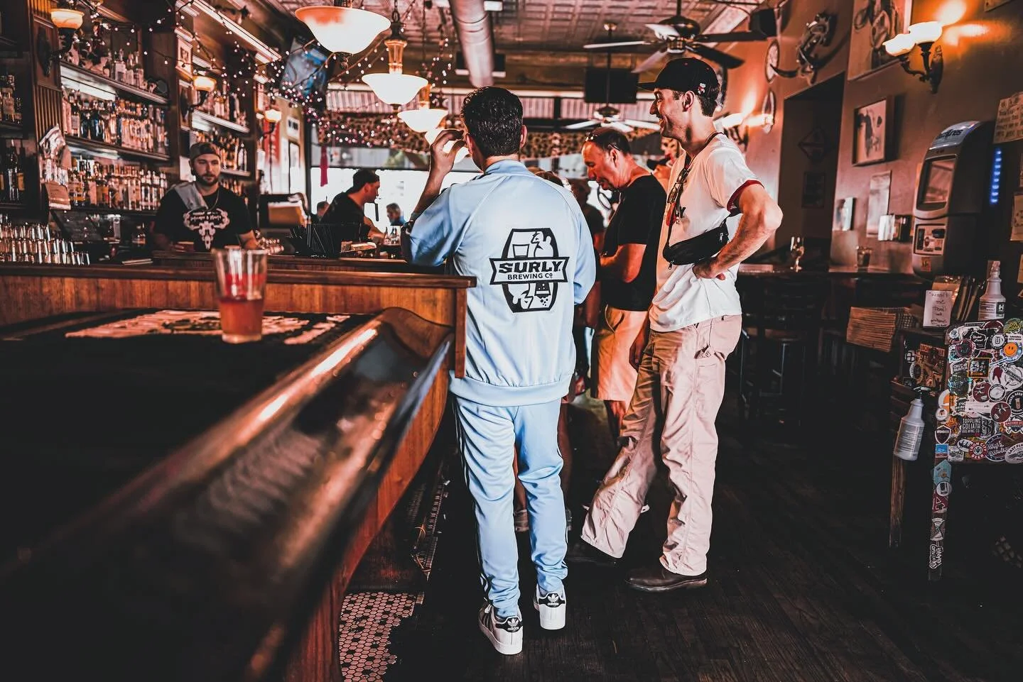 :: madison, wisconsin 2025

📷 :: leica q2 

#greattasteofthemidwest2025 #surlytaptakeover #surlydarkness #surlybeer #MNbeer #greattasteeve #beerfest #goodmorning #madisonwisconsin #tipsycowmadison #GTMW #cityscape #greattasteofthemidwest #drinklocal