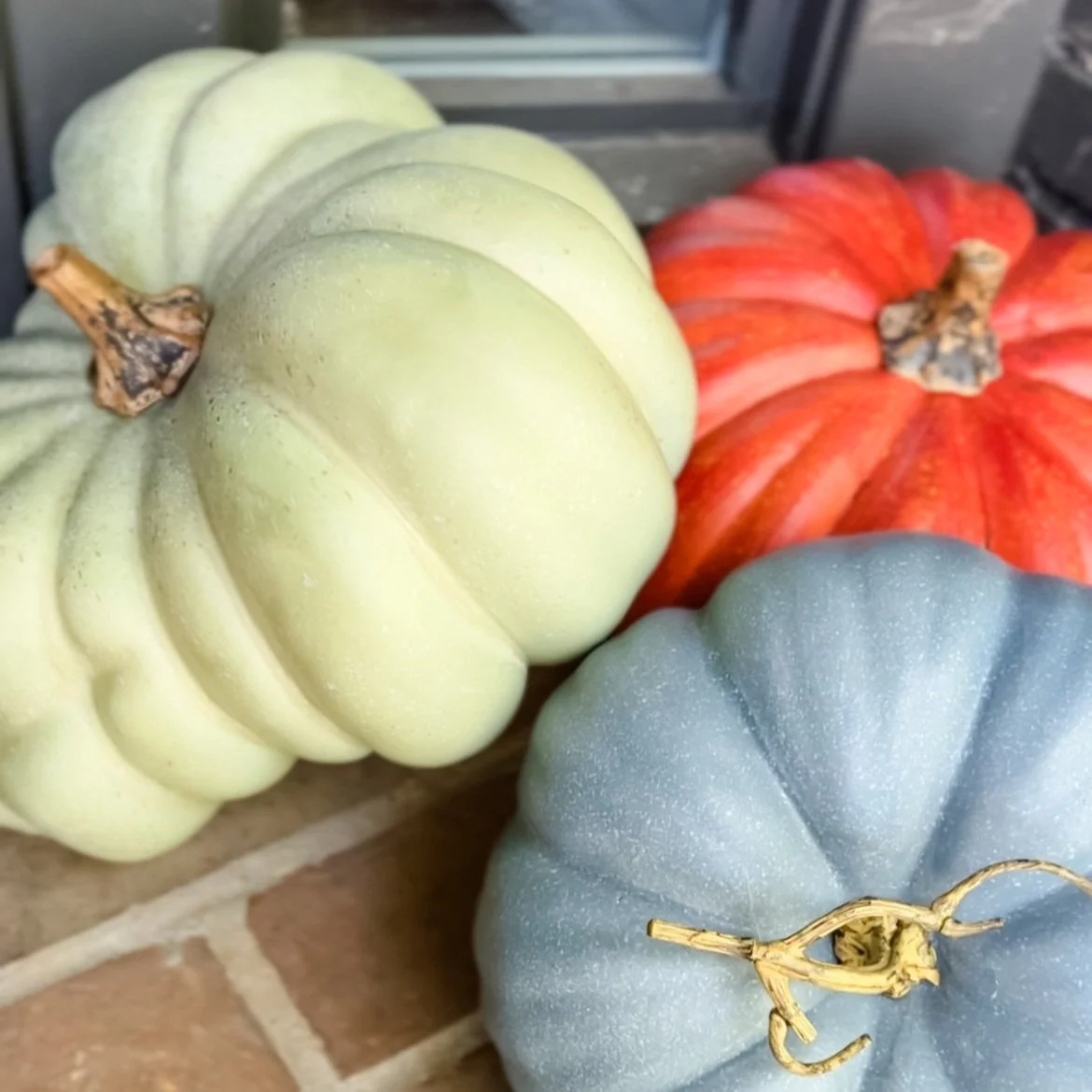 fall+home+decor+pumpkins.jpg
