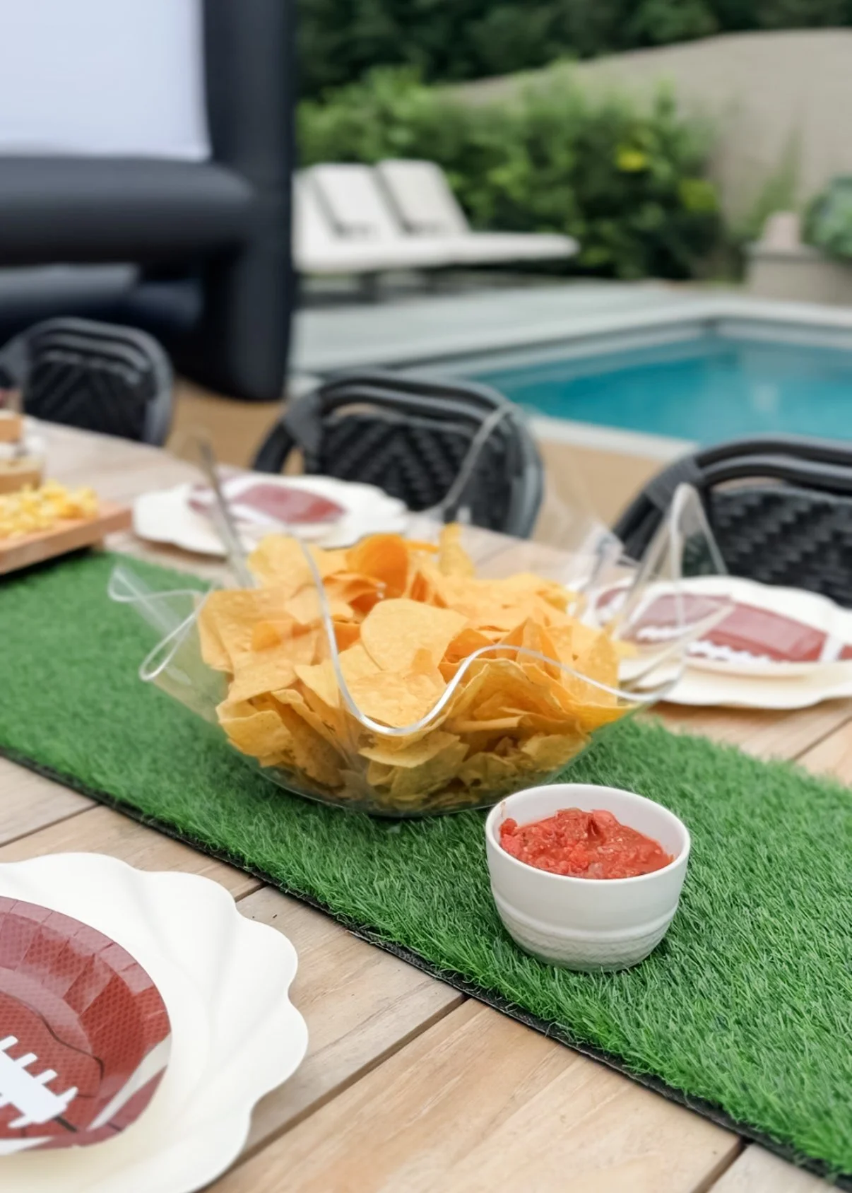 FootballChipsandDip