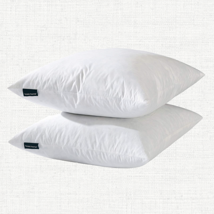 We Tested the Top 5  Pillow Inserts-Here's my favorite! - Chris Loves  Julia