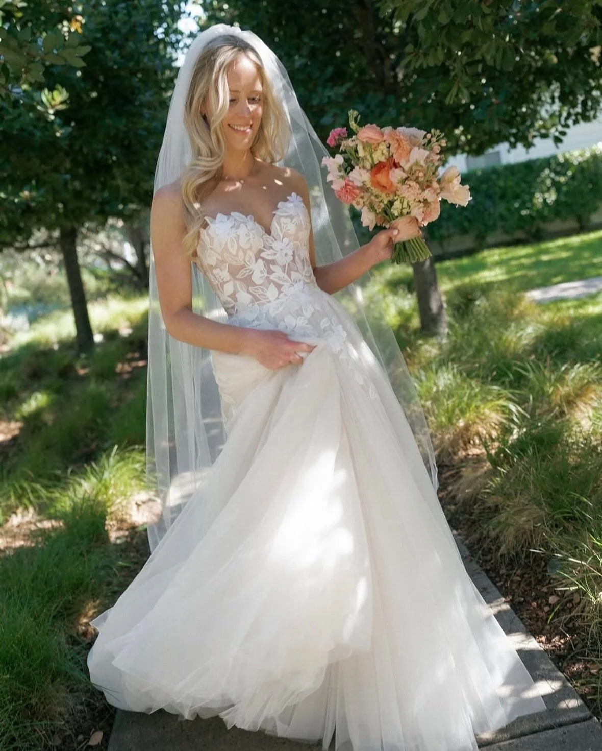 The ultimate bridal glow ✨Our stunning bride radiated pure Golden Glow magic, from the aisle to the after-party. A soft, sun-kissed finish for the most luminous bridal look, from &ldquo;I do&rdquo; to the dance floor, camera ready from every angle. H