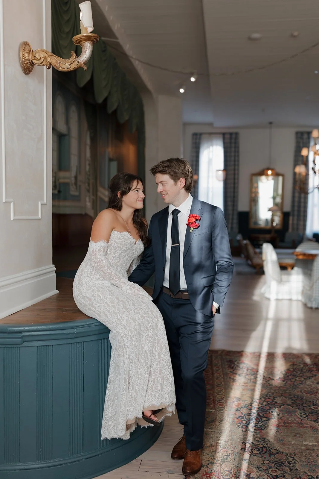 MollieSuzannePhotography_jon-kristin-wedding_sneakpeek44_websize.jpg