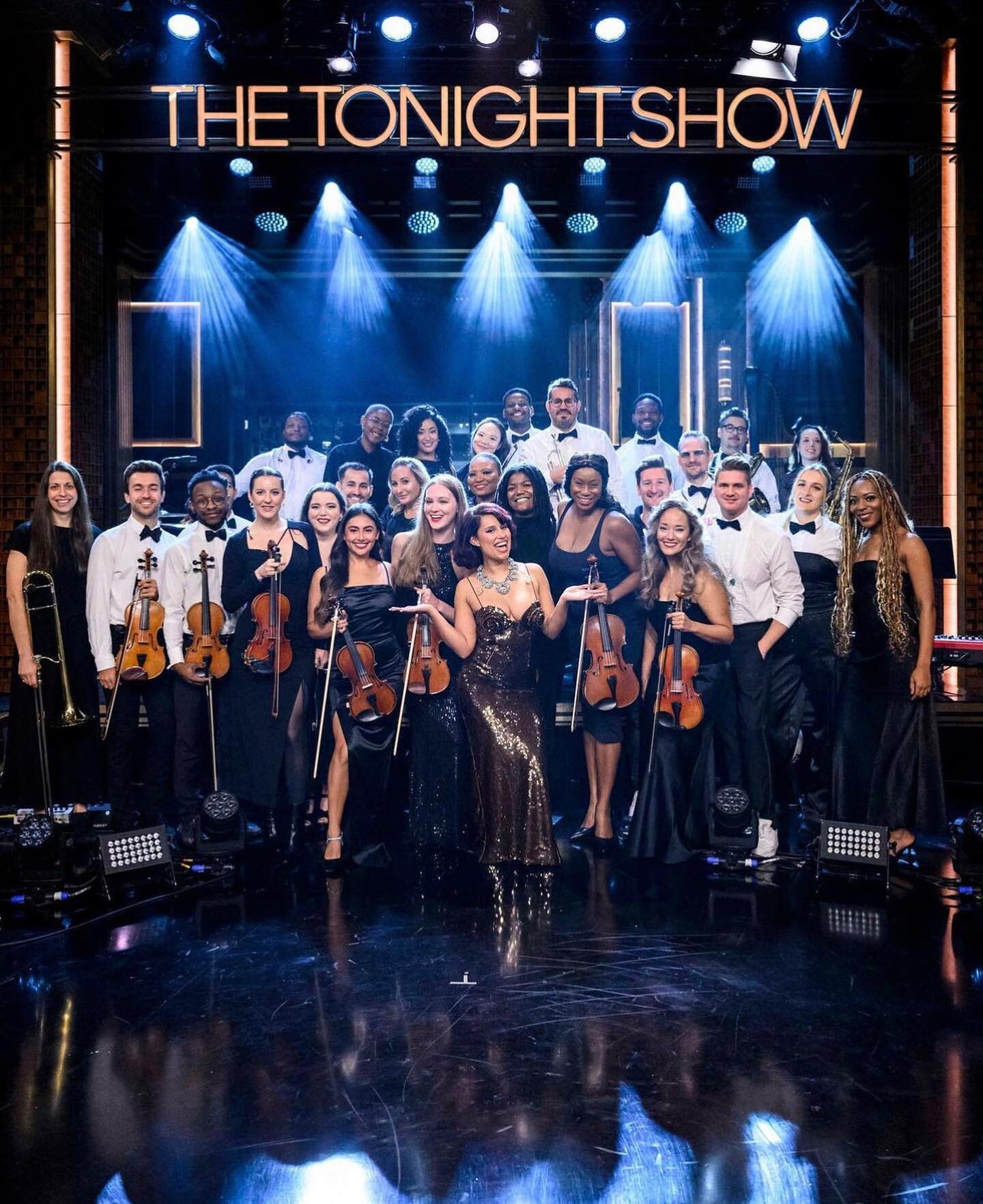 It was truly an HONOR to be asked to put together a string section &amp; harp (!) for the incredible @raye on @fallontonight!

It&rsquo;s been since the pandemic that I&rsquo;ve been back at 30 Rock and I couldn&rsquo;t think of a better homecoming! 