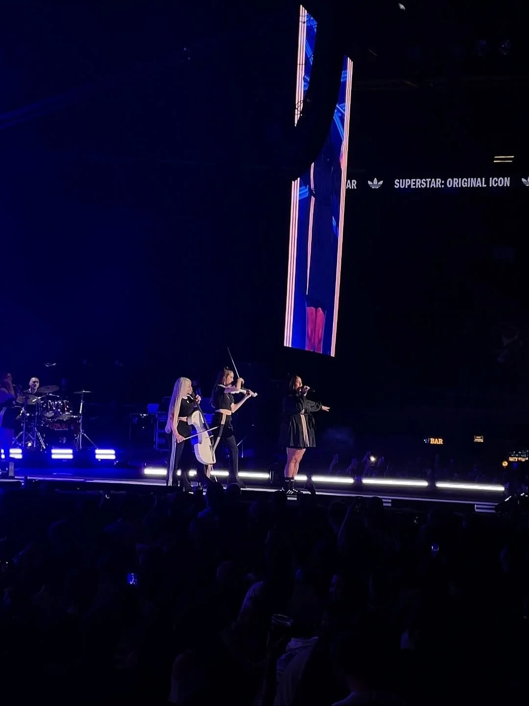 We&rsquo;re coming to ASIA ✈️🎻 @cleanbandit 

ASIA TOUR

14 NOV SEOUL

19 NOV SHANGHAI

21 NOV CHONGQING

26 NOV JAKARTA

28 NOV COLOMBO

29 NOV DUBAI