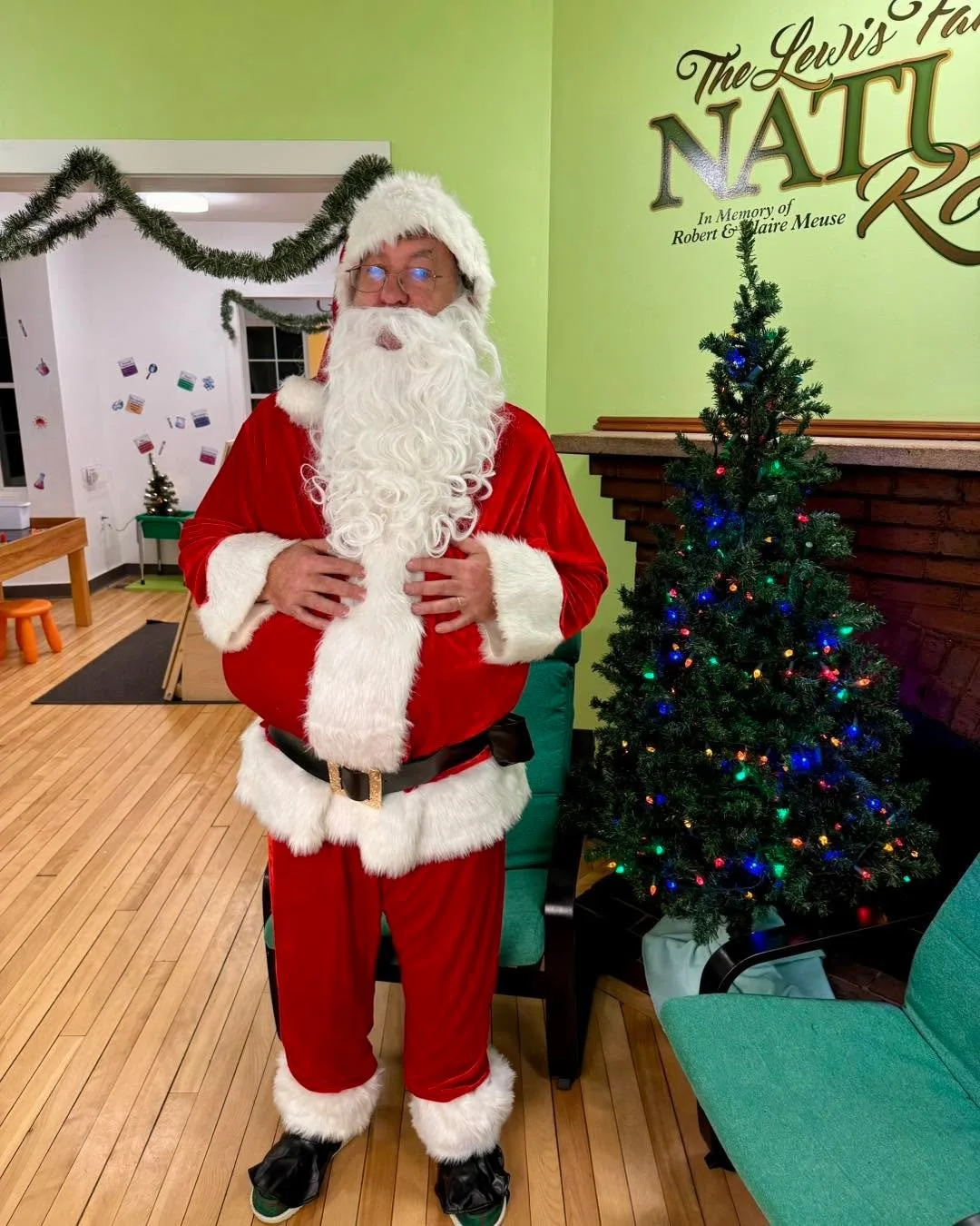 Santa came to the Play Museum!🎅🏼🎄

What an incredible night we had at the Western Maine Play Museum on Thursday! Santa and Mrs. Claus stopped by and filled the museum with magic, giggles, and Christmas cheer. From wish-making and photos to crafts 