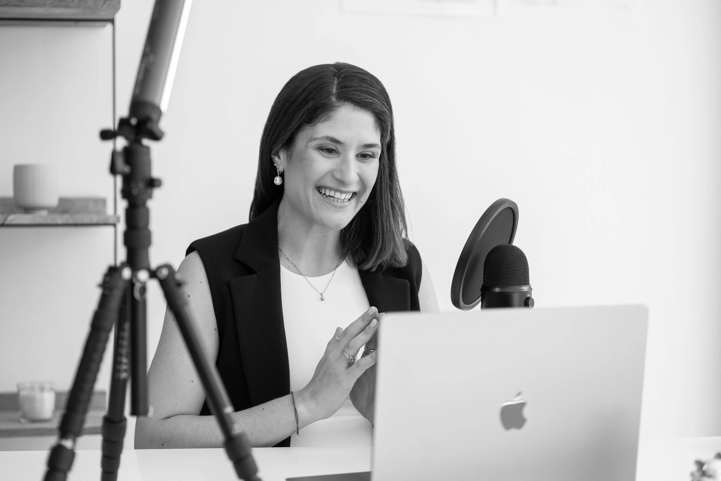 Anna Rodon, estratega visual y fotógrafa especializada en marca personal y foto corporativa