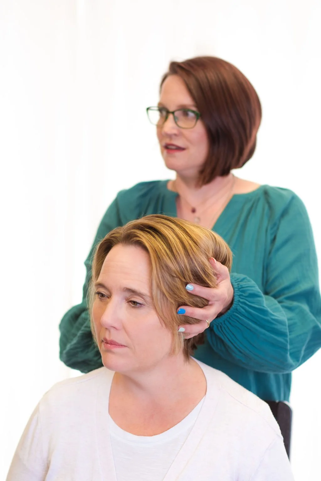 Alexander Technique uses touch communication to give the student a new physical experience (different than their habitual patterns) so that they can discover new possibilities in how they use their body.