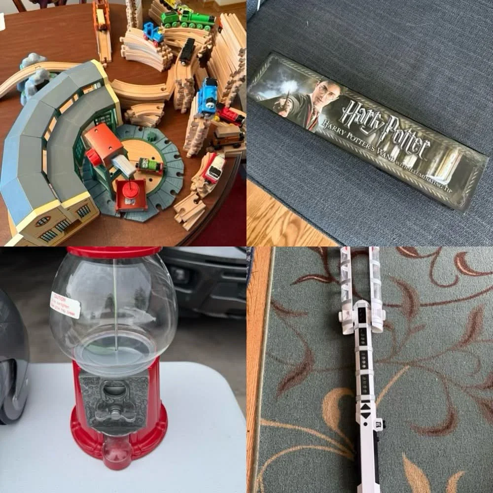 Collectibles:
The holidays are coming!  Shop early!

📍pickup near Research and Union in Briargate 

Pet friendly, smoke free

Details ⬇️