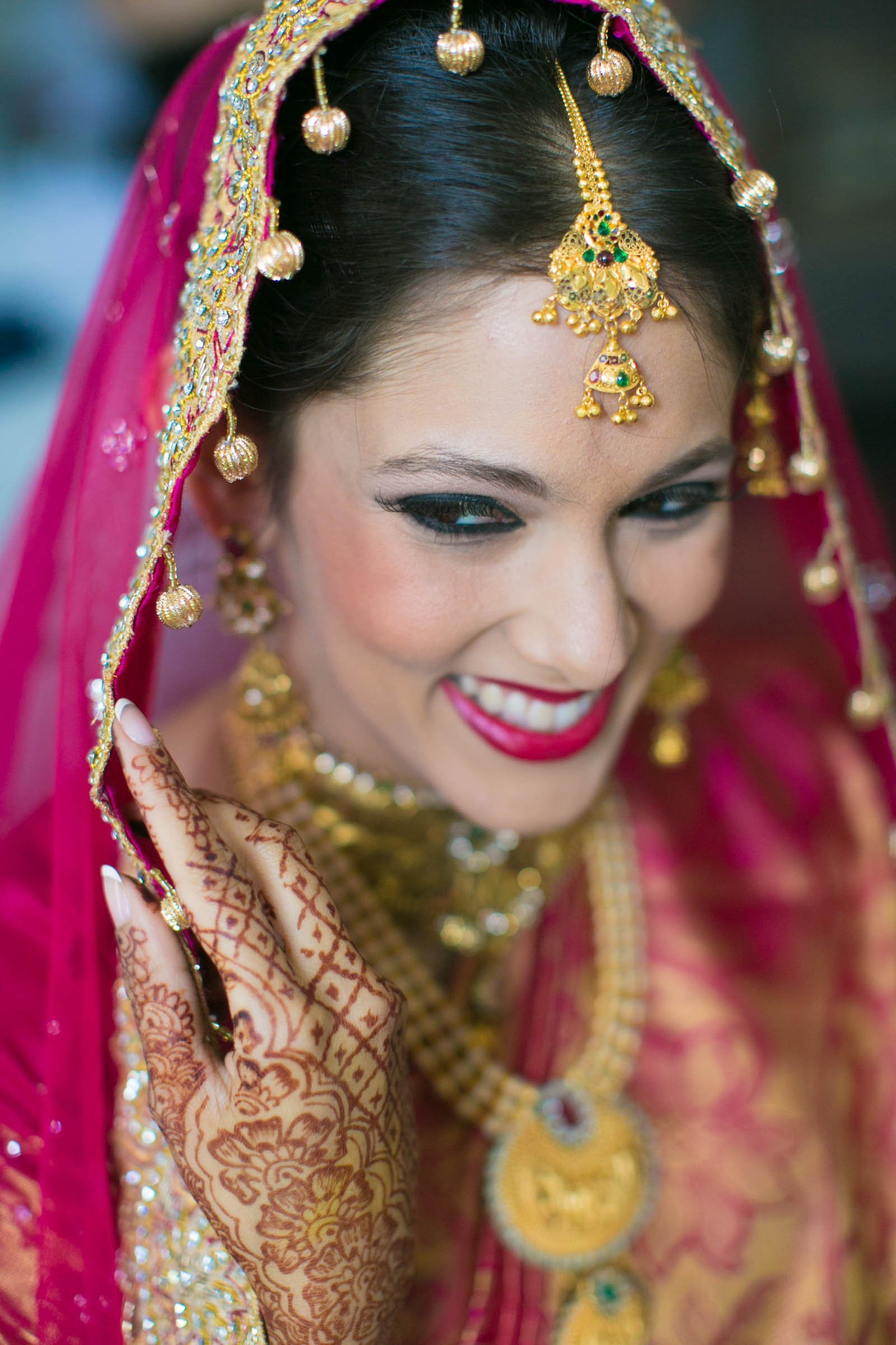 Bengali wedding dress hi-res stock photography and images - Alamy