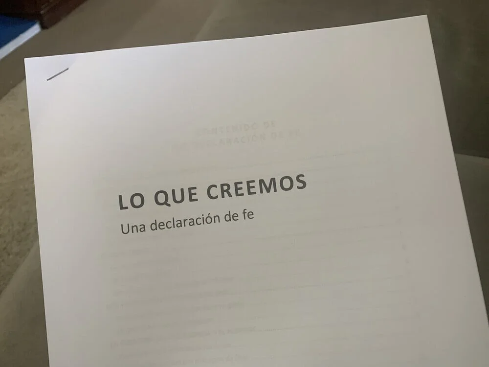 Lo Que Creemos: Una declaración de fe