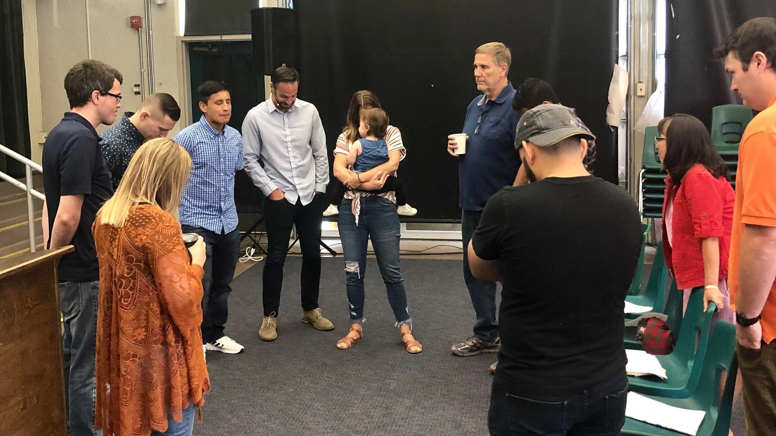 How to Pray for Others This Week 