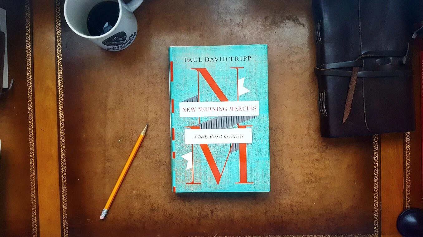 September Book of the Month: New Morning Mercies (Nuevas Misericordias Cada Mañana) by Paul David Tripp 