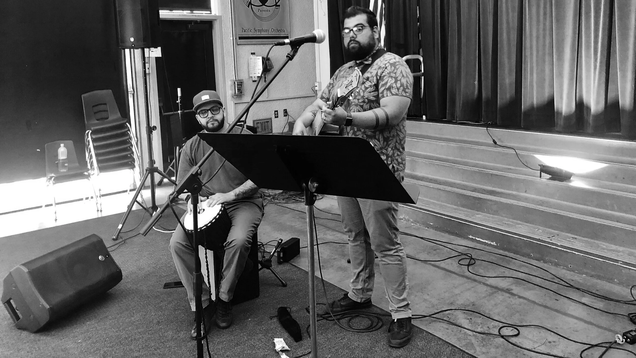 New Song on Sunday - Hay Libertad 