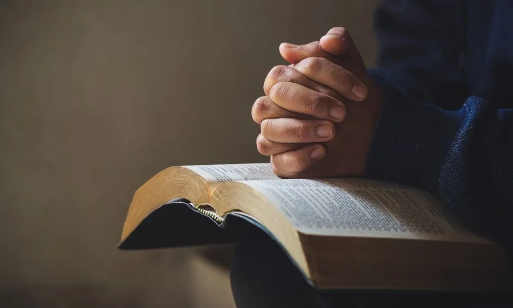 praying.jpeg