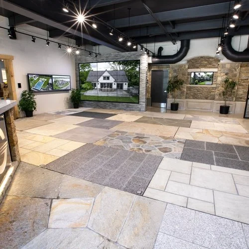 Showroom_TV+SCREENS.jpg