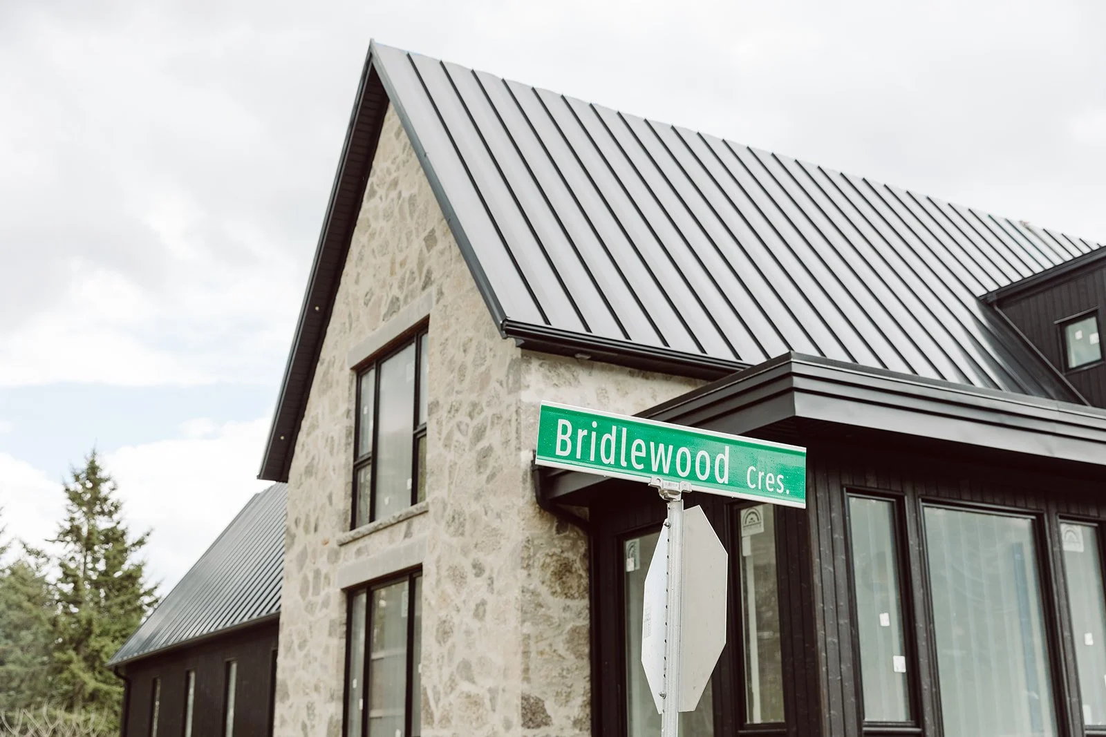 Evanstone_Bridalwood_Photography_One-70.jpg