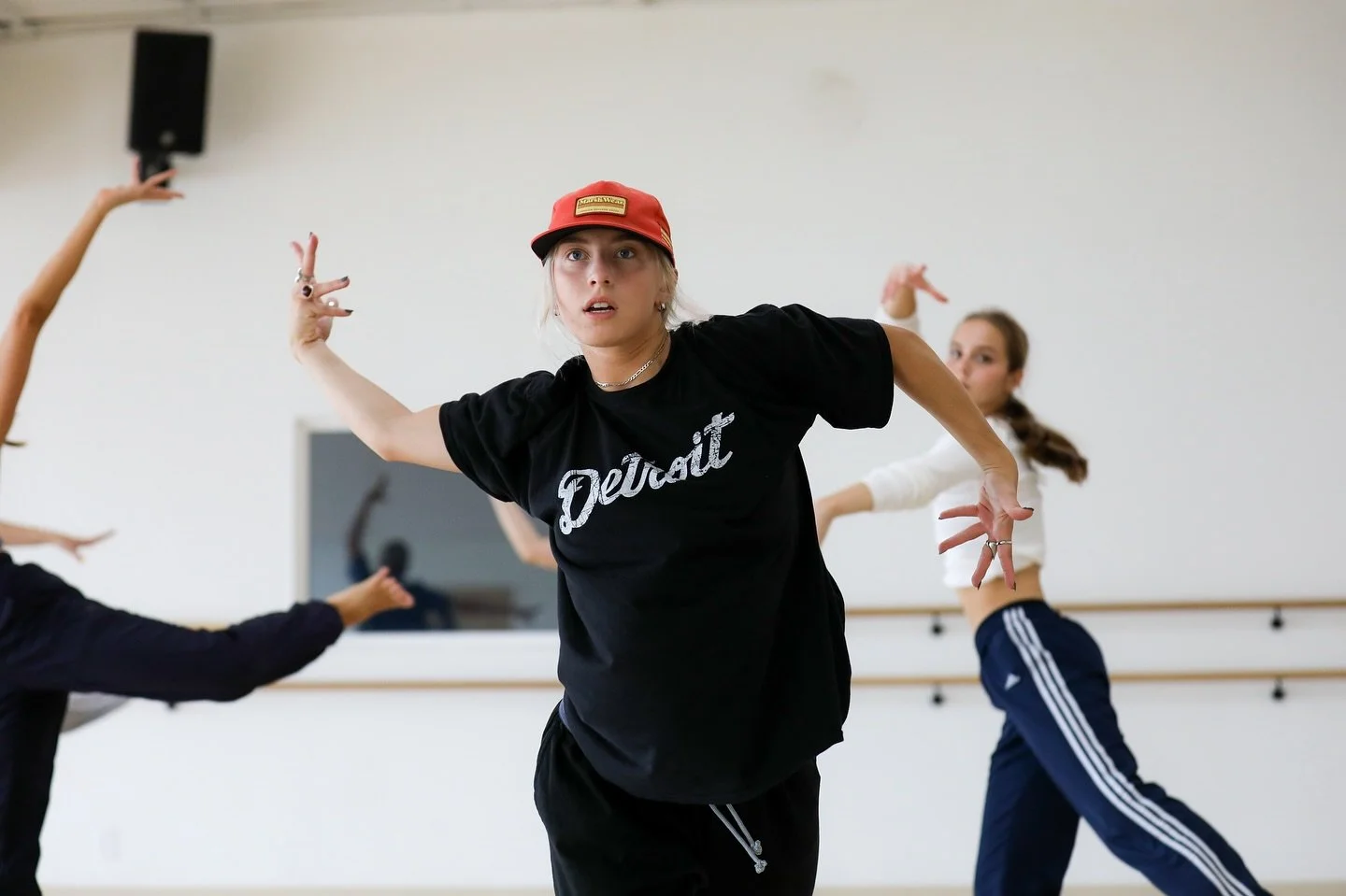 @madcodance in process with @lilyysheppard 🧡

#dance #dancers #dancer #dancersofig #dancing #stl #stlouis #stlart #stlartist #stldance #artistsonig #dancersofinstagram #artistsoninstagram #inthestl #dancephotography #dancephotography #contemporaryda