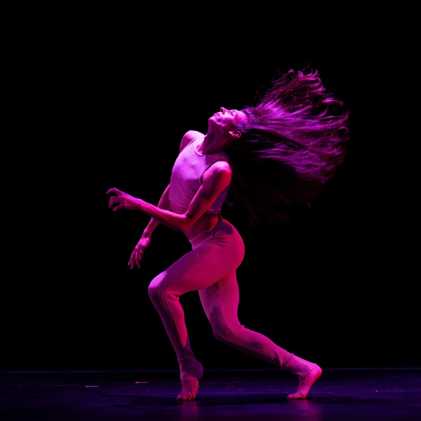 &ldquo;Echoing Forward&rdquo; at @websterudance ✨ Some of my favorite hair-ography moments from last nights dress rehearsal 

#stl #stlouis #inthestl #stlouisgram #stldance #stlartist #art #artist #dance #dancer #dancersofinstagram #dancersofig #danc